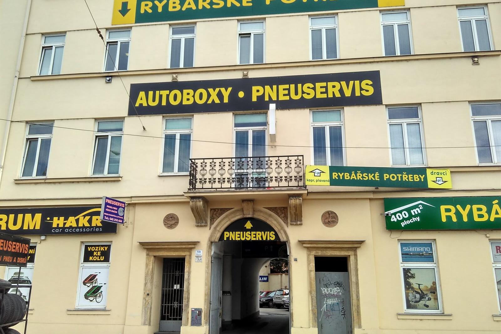 Pneuservis - Rudolf Doleček, s.r.o.