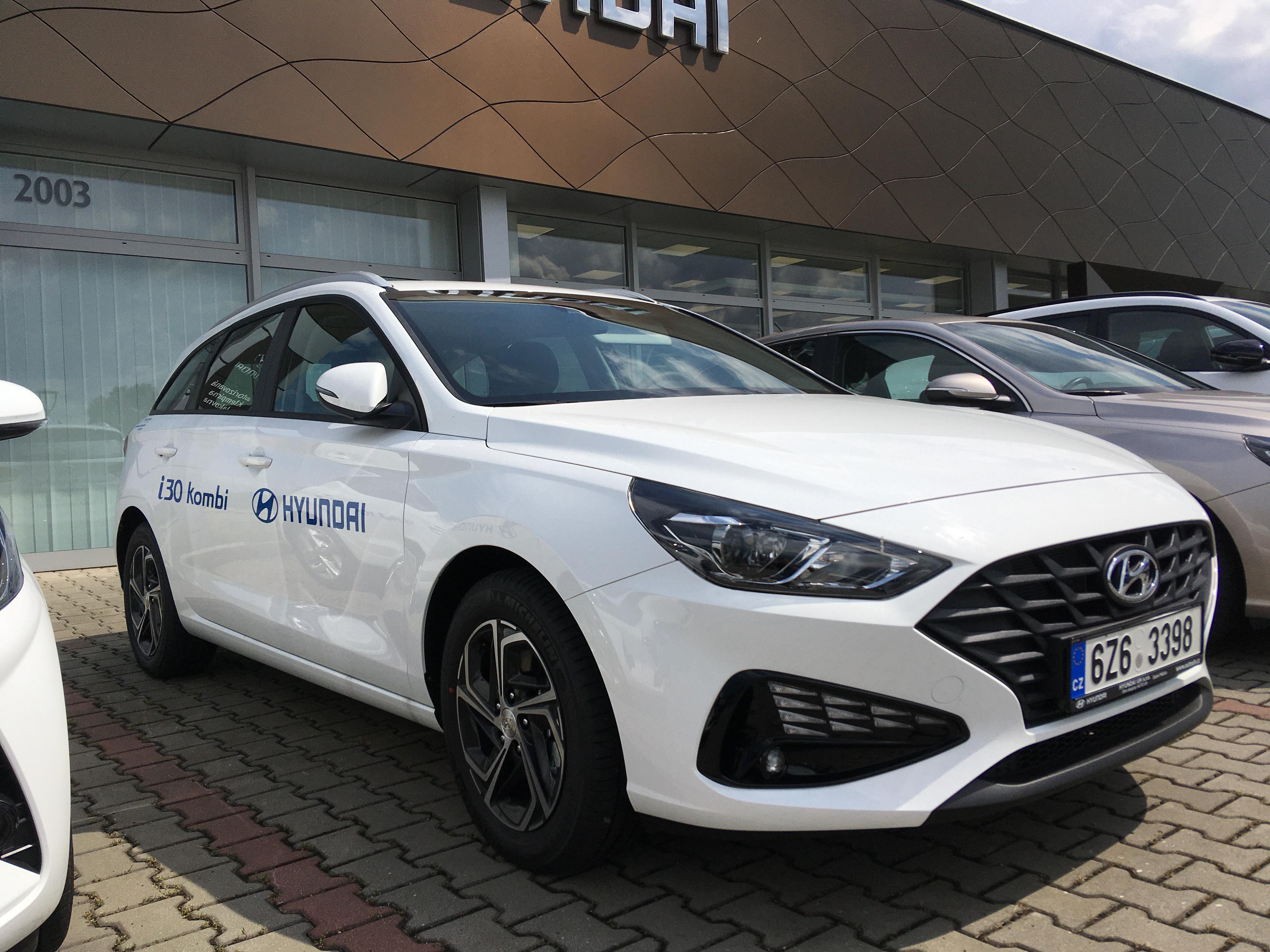 HYUNDAI UH člen skupiny AUTO UH foto 6