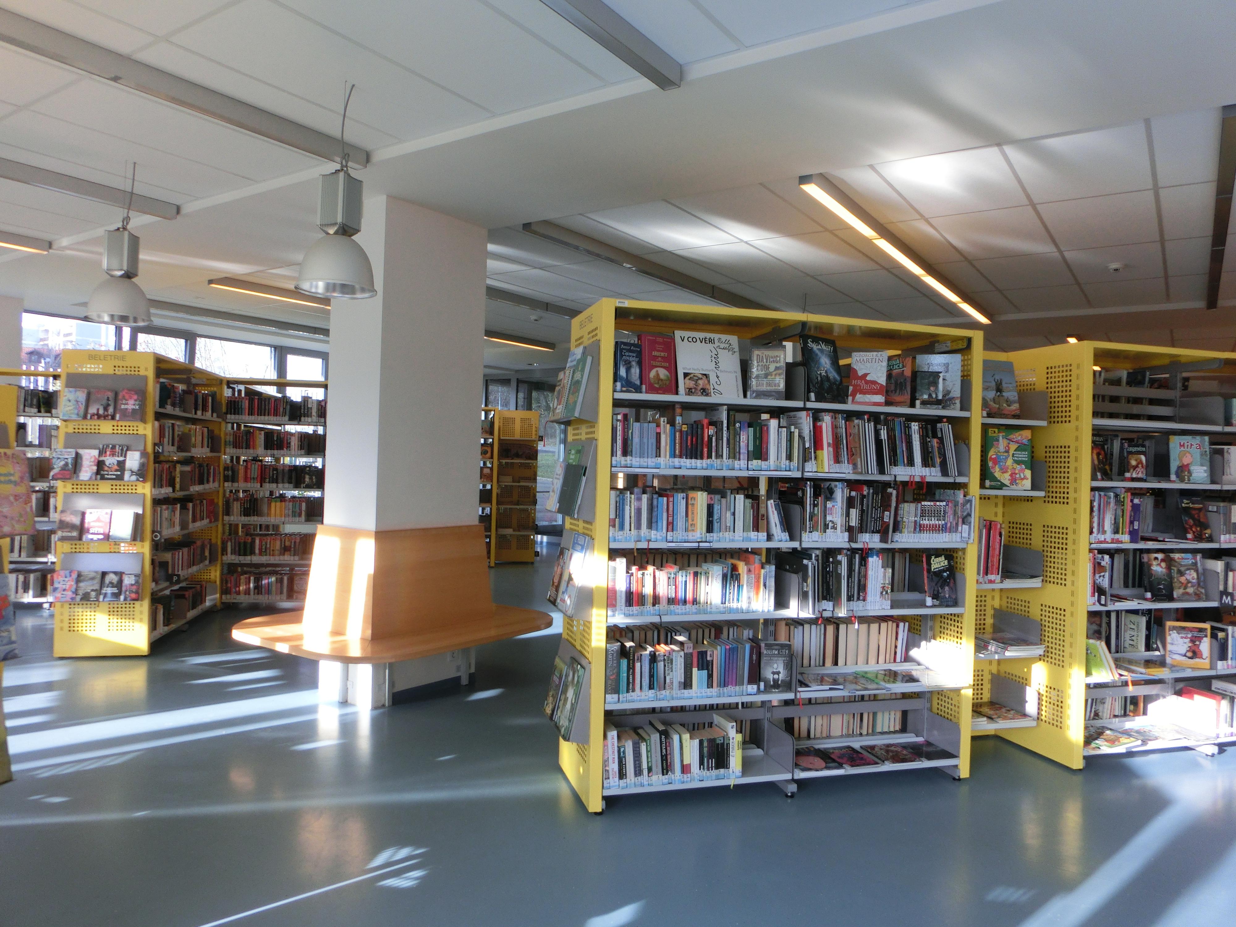 Městská knihovna v Praze - Stodůlky foto 3