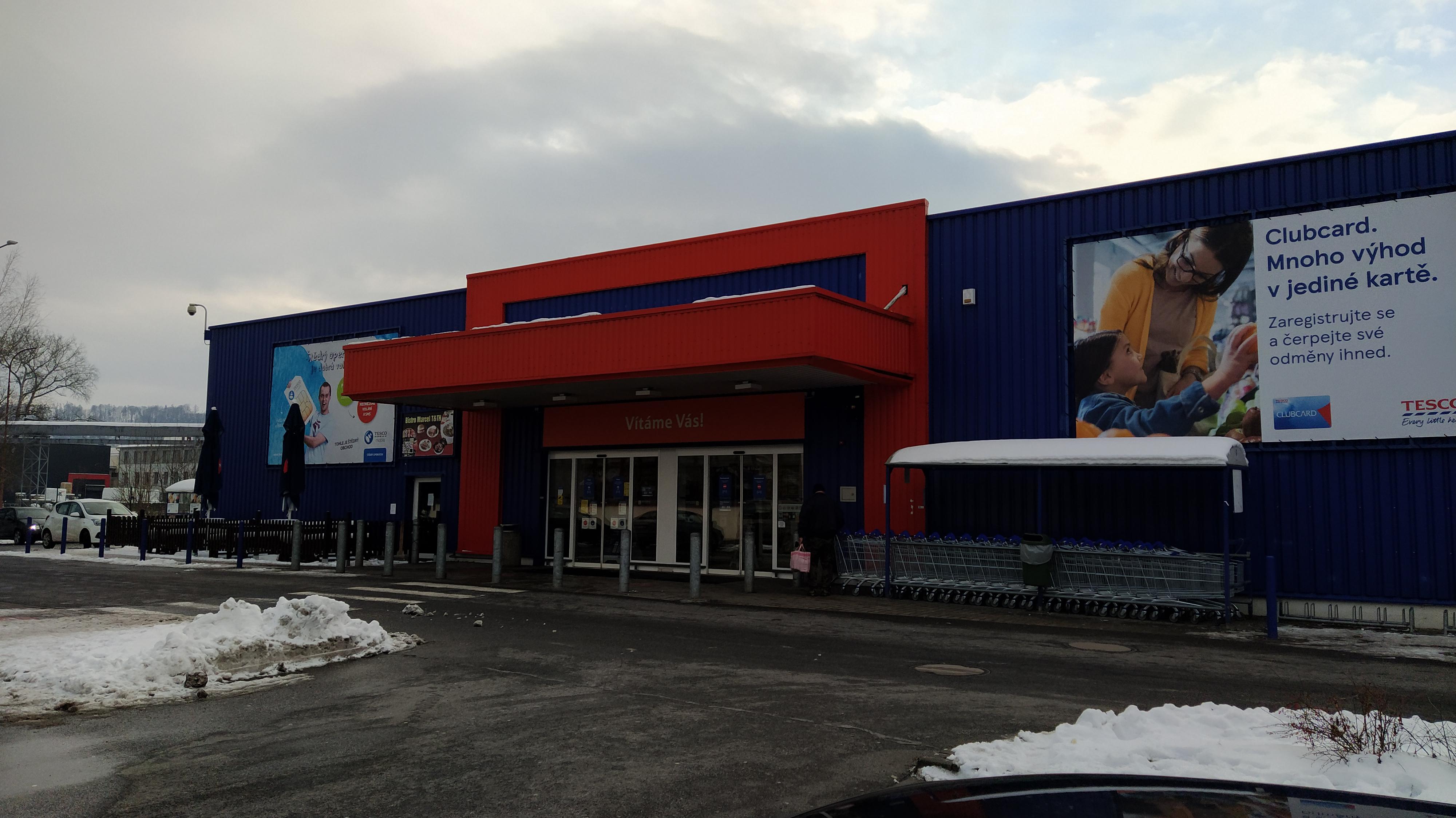Tesco foto 2