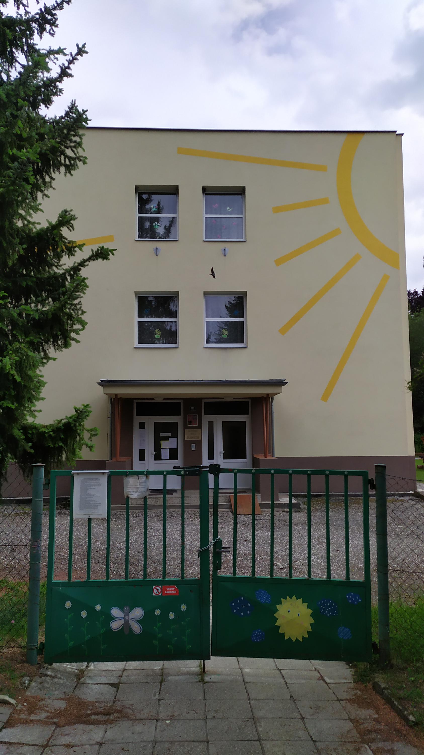 Masarykova ZŠ a MŠ Železnice foto 2