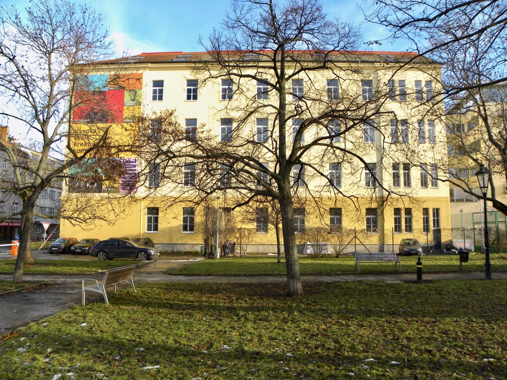 Vysoká škola kreativní komunikace, s.r.o. foto 2