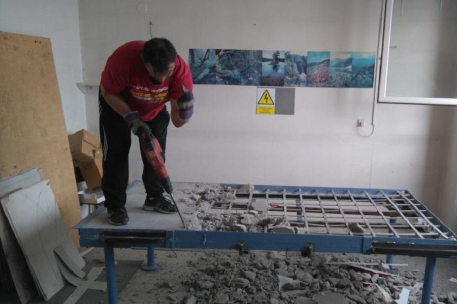 Starý nábytek překáží? Vyklidíme a zlikvidujeme