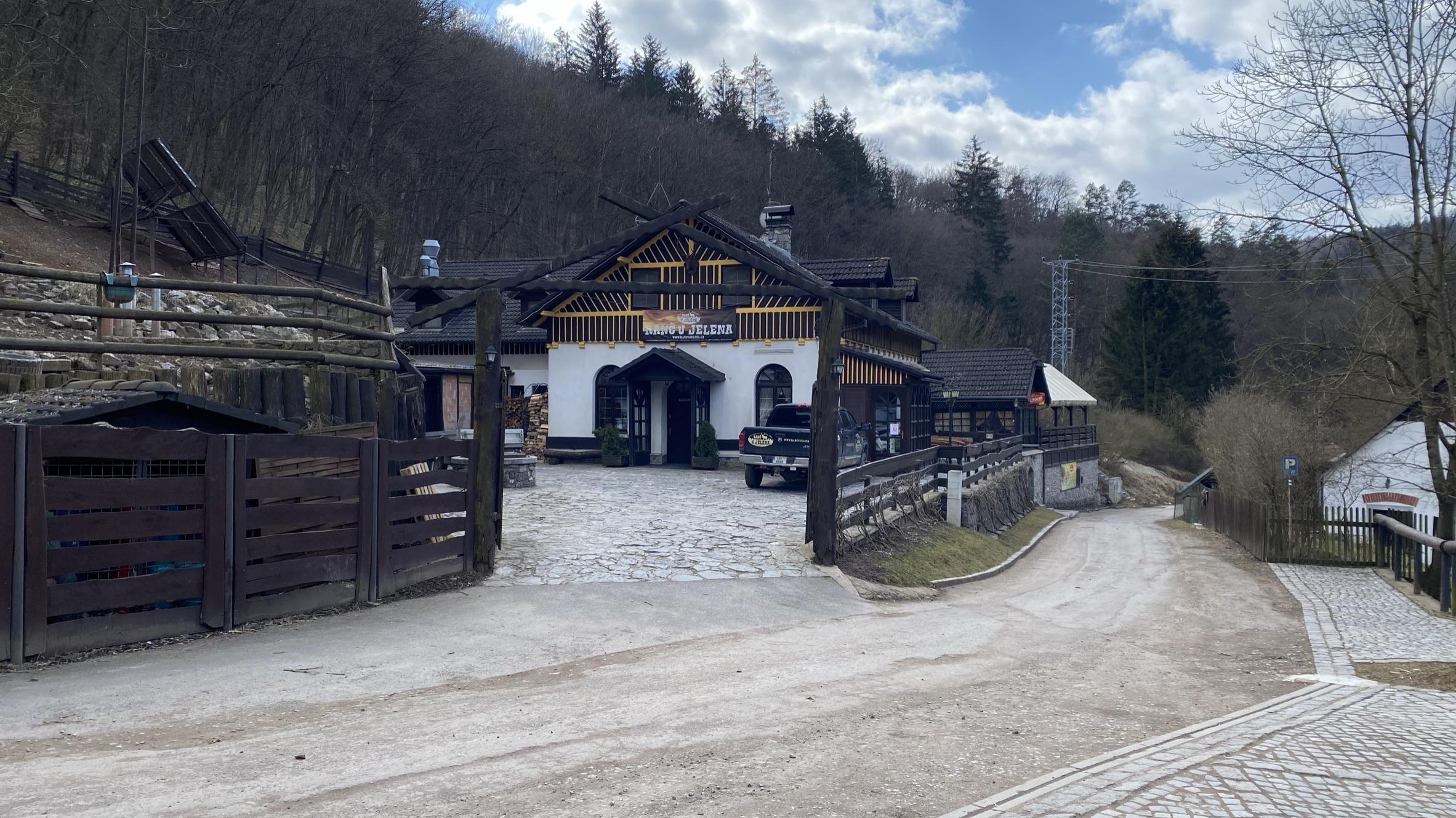 Restaurace Ranč U Jelena foto 4