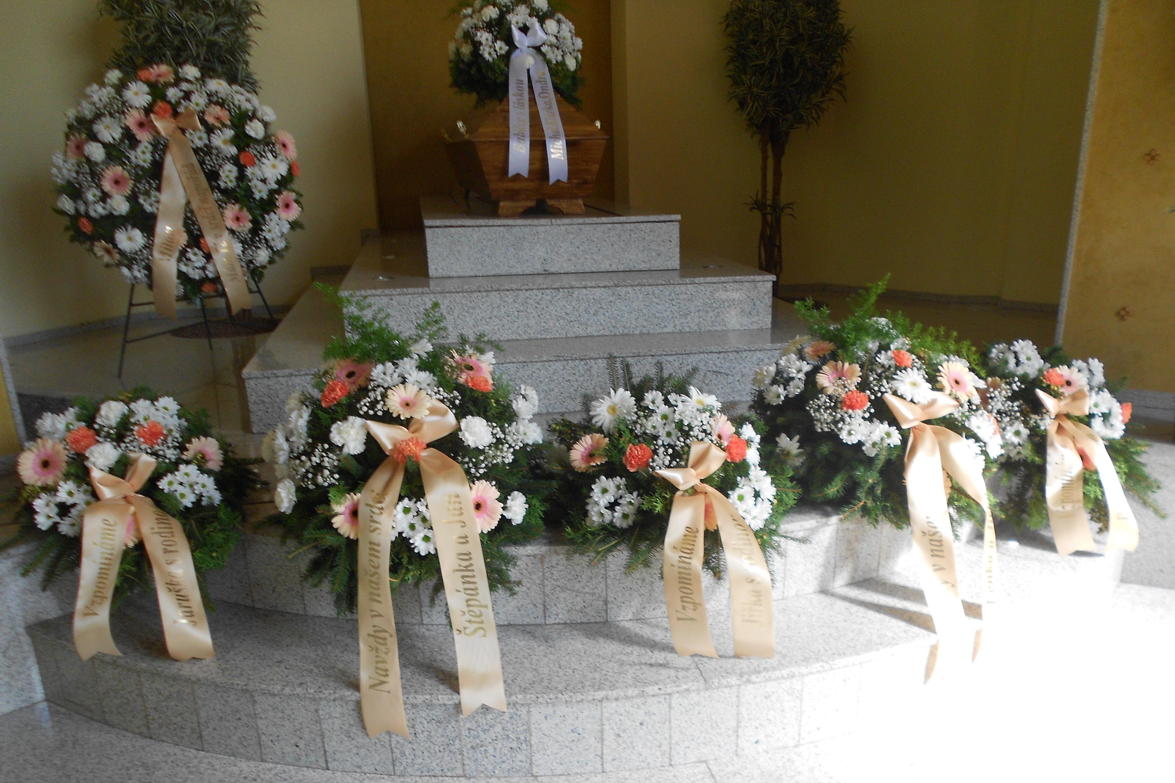 Smuteční obřad v obřadní síni "Na Hvězdičce"