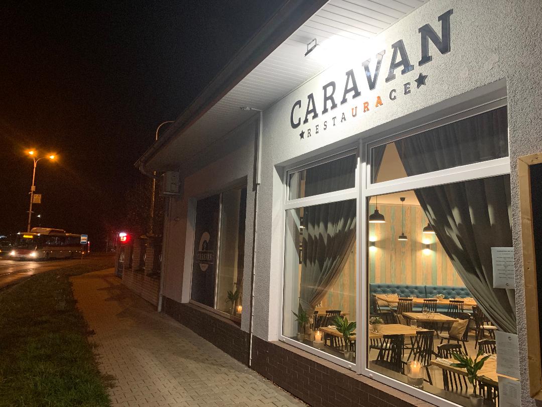 Restaurace CARAVAN foto 2