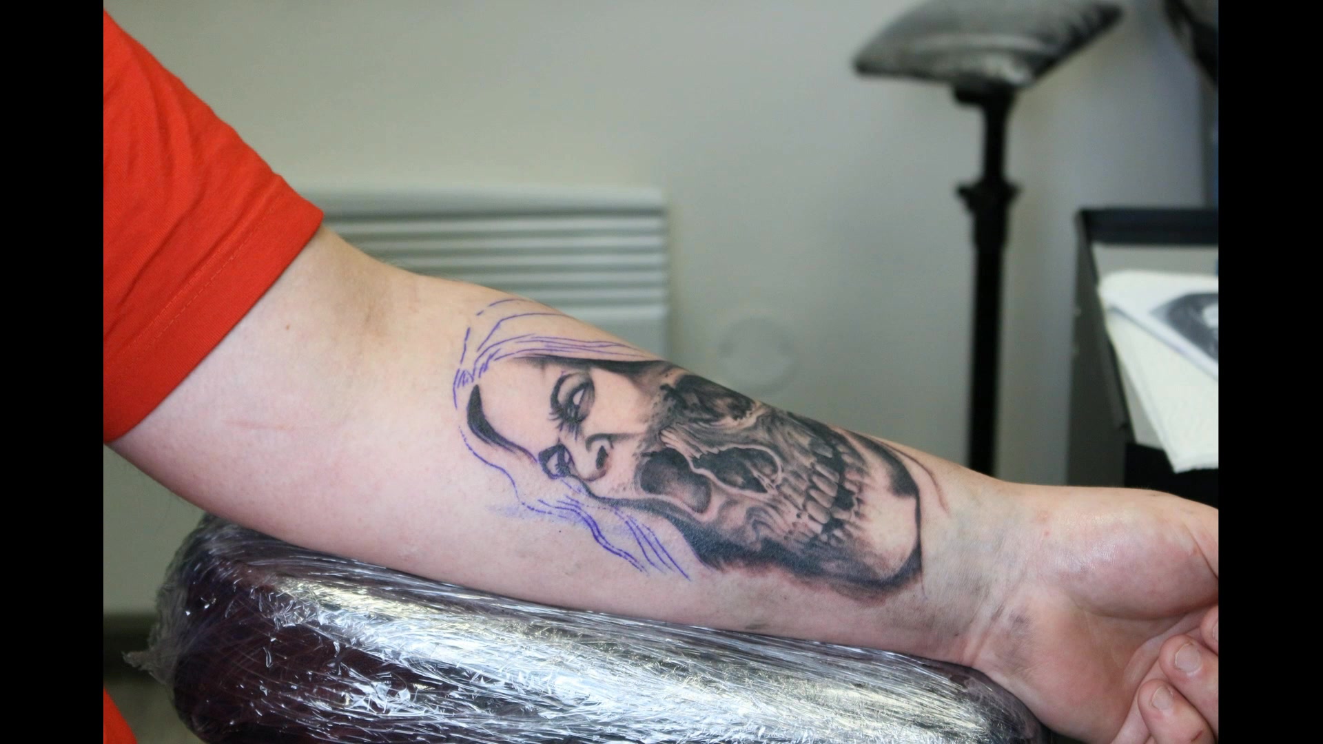 Omnissiah Tattoo foto 2 (náhled videa)