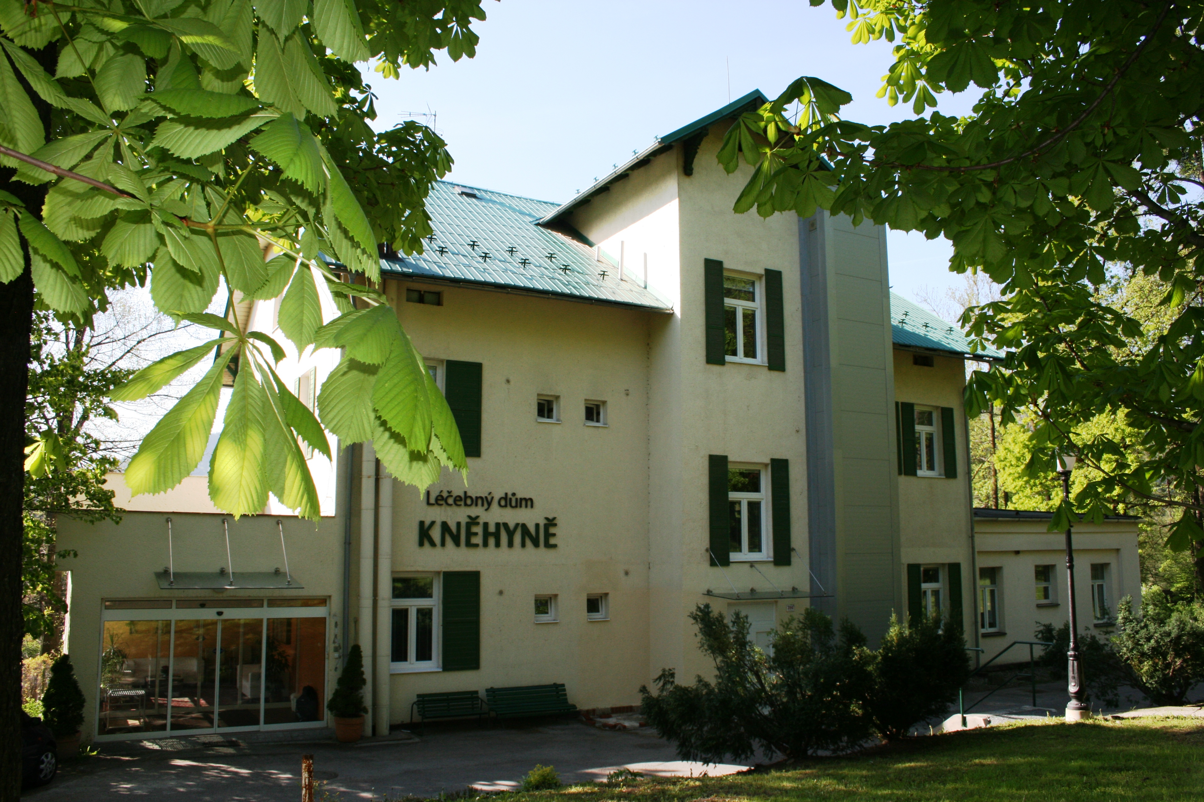Lečebný dům Kněhyně foto 2