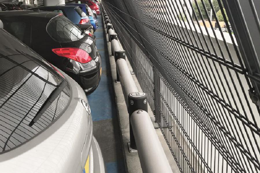 Bezpečnostní zábrany pro úsek manipulační techniky