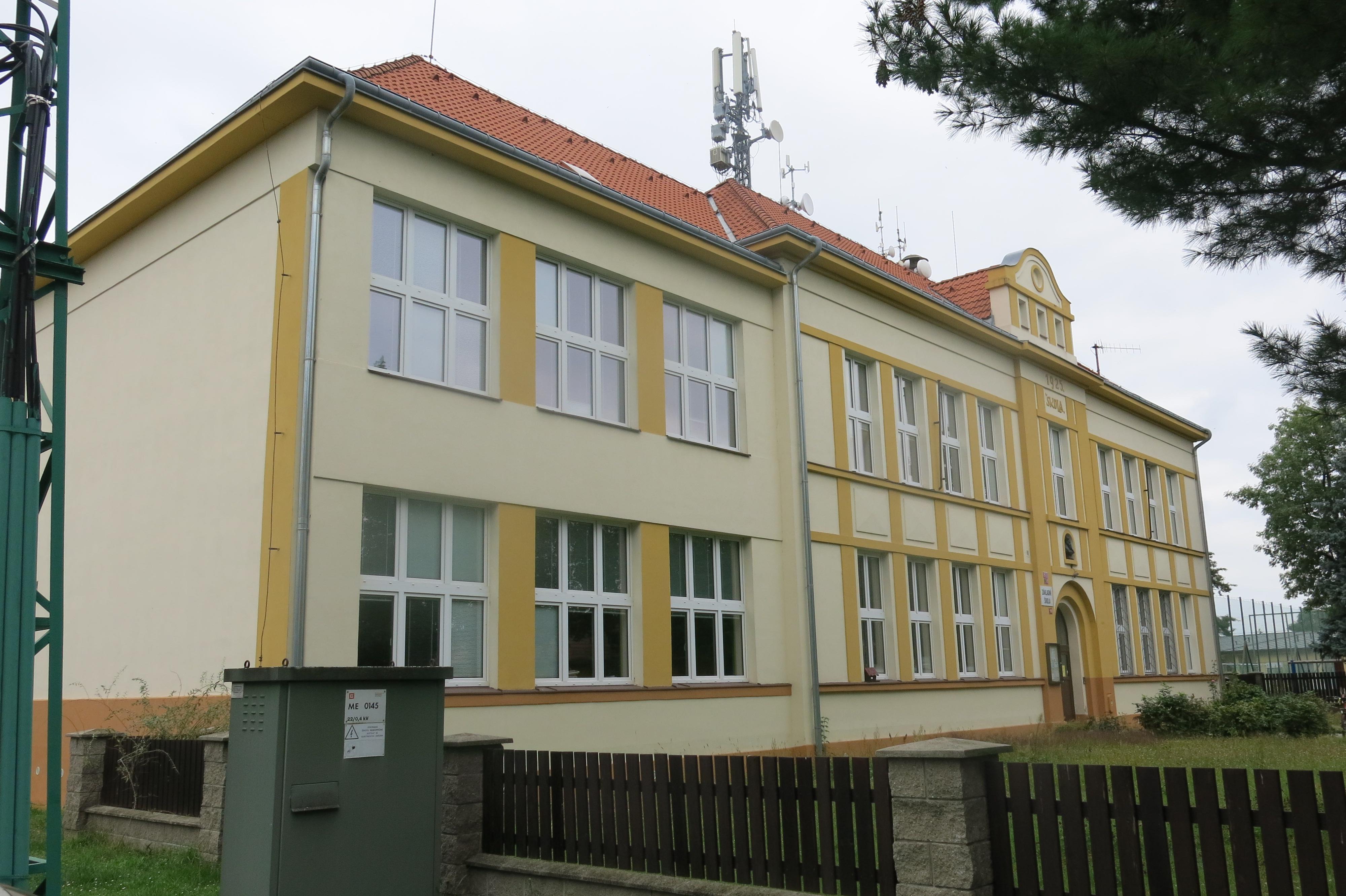 ZŠ Libiš foto 2