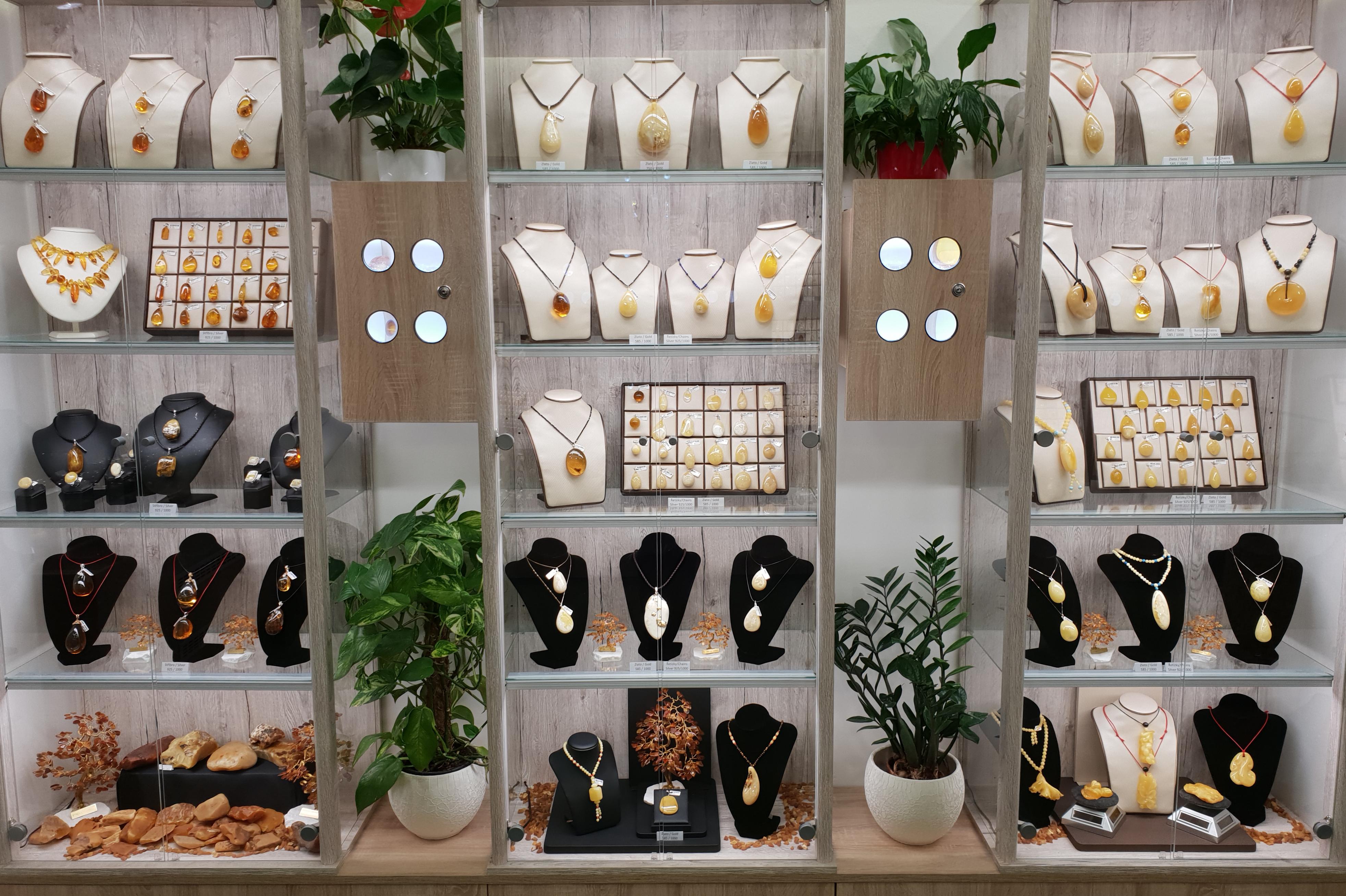 Phoenix Amber s.r.o.