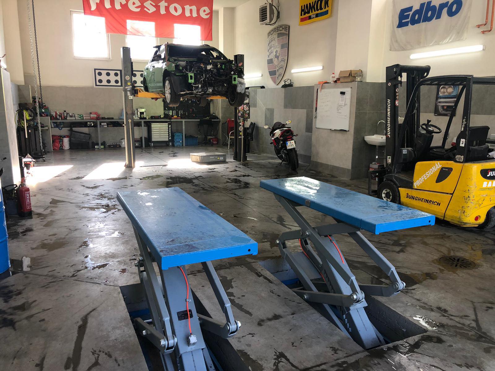 Autoservis Pneuservis Super-parts foto 2