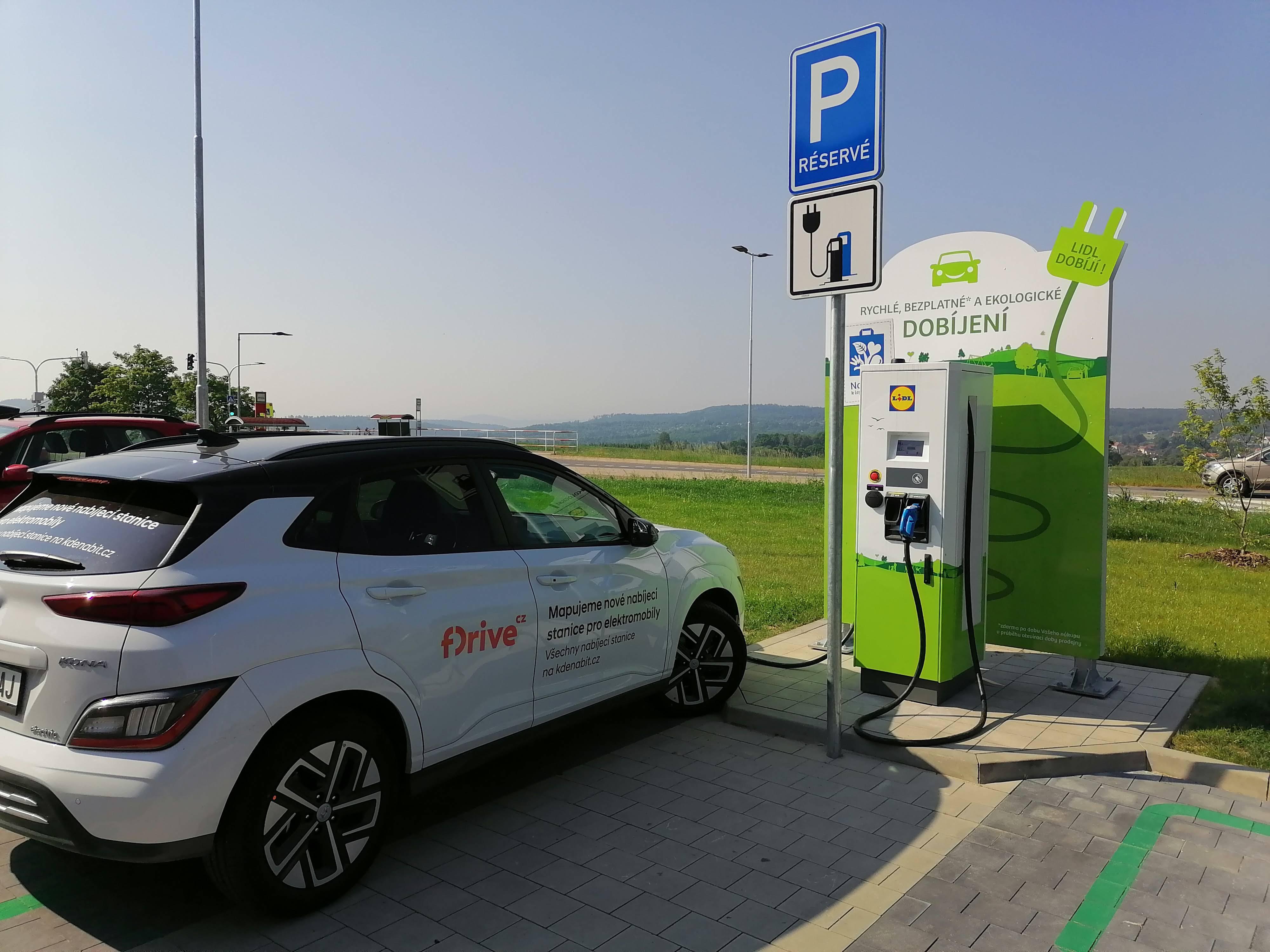 Nabíjecí stanice Lidl