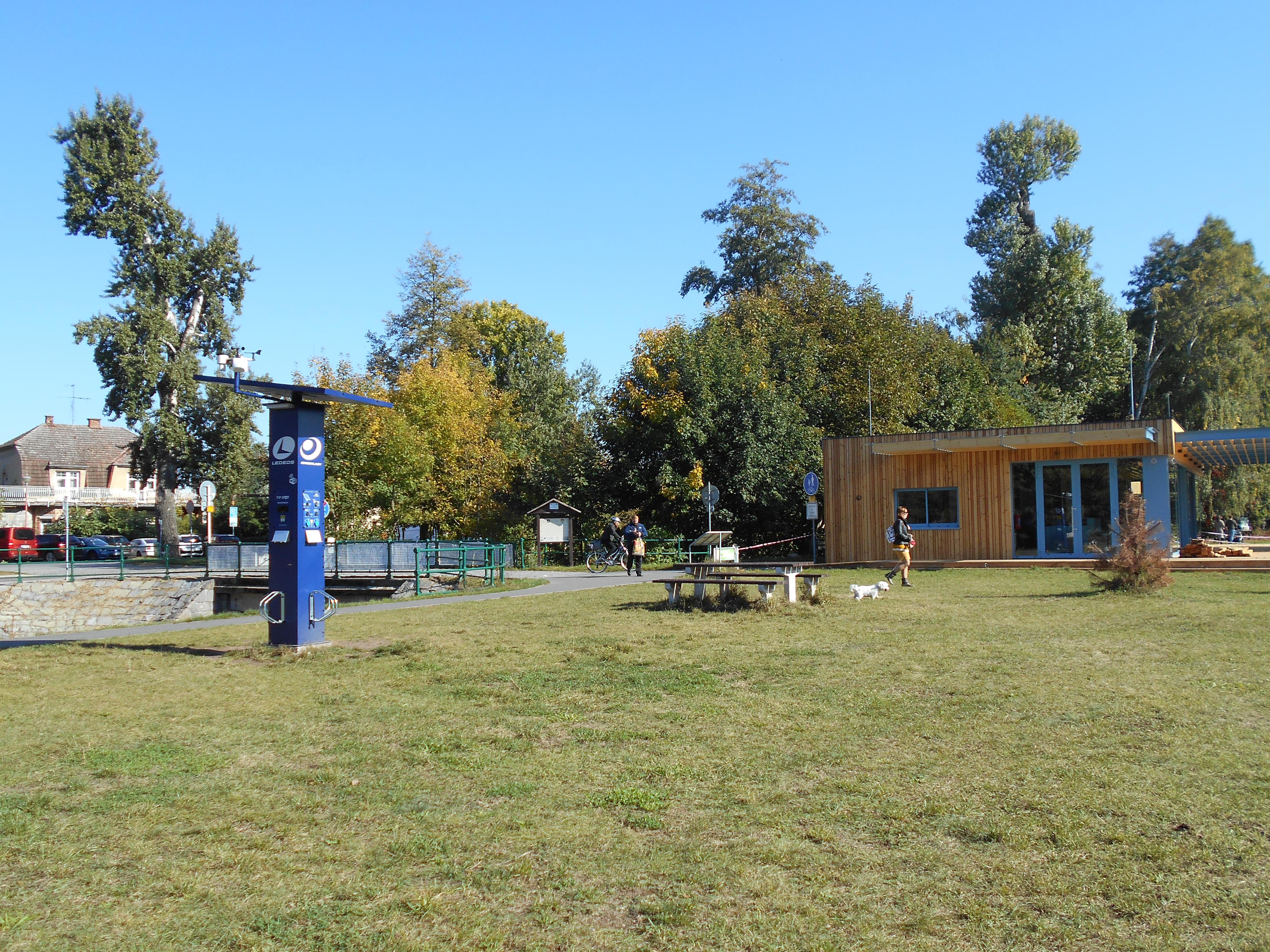 Ledeos - TIP SPOT foto 3