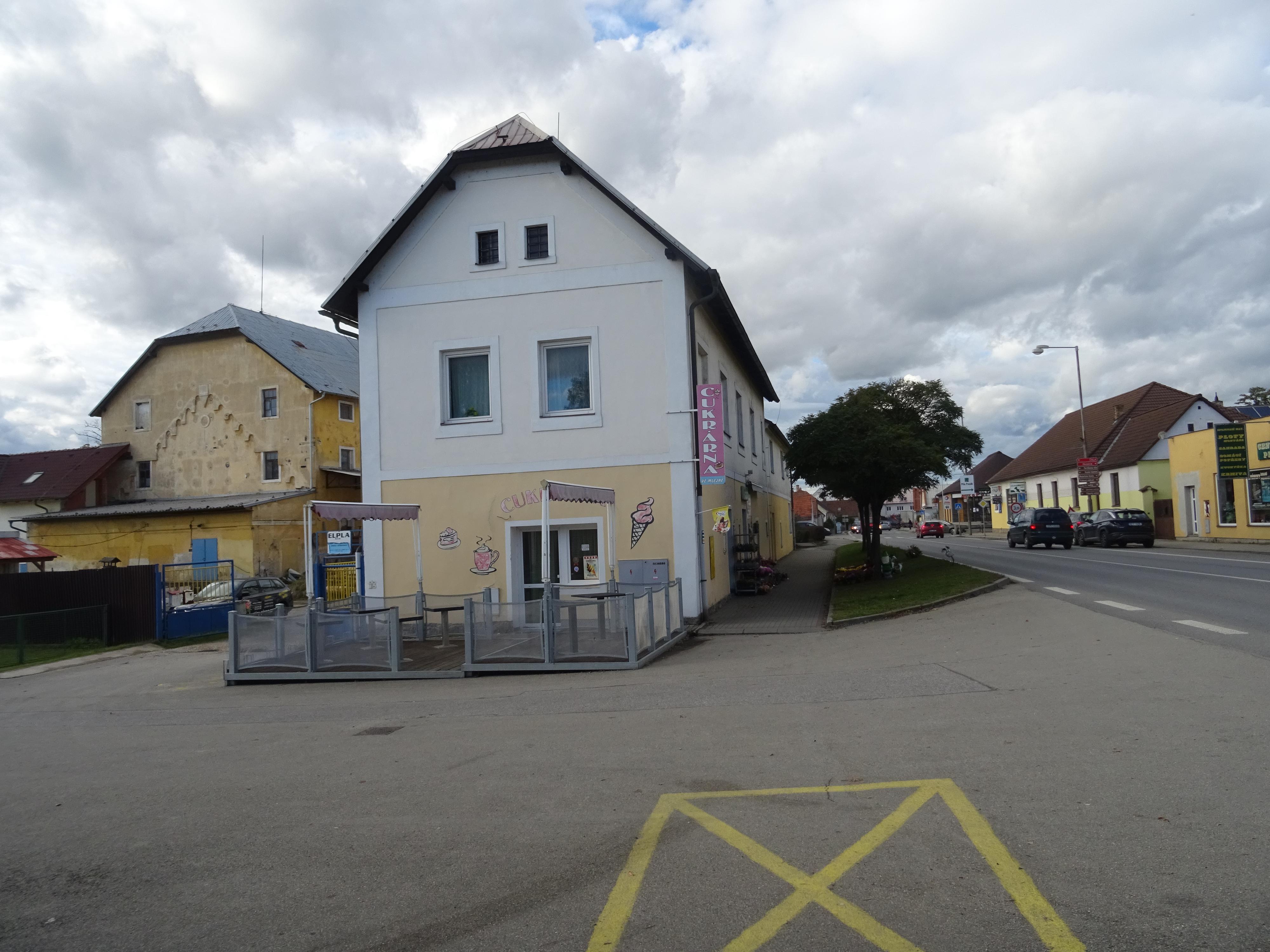 Cukrárna Ve Mlejně