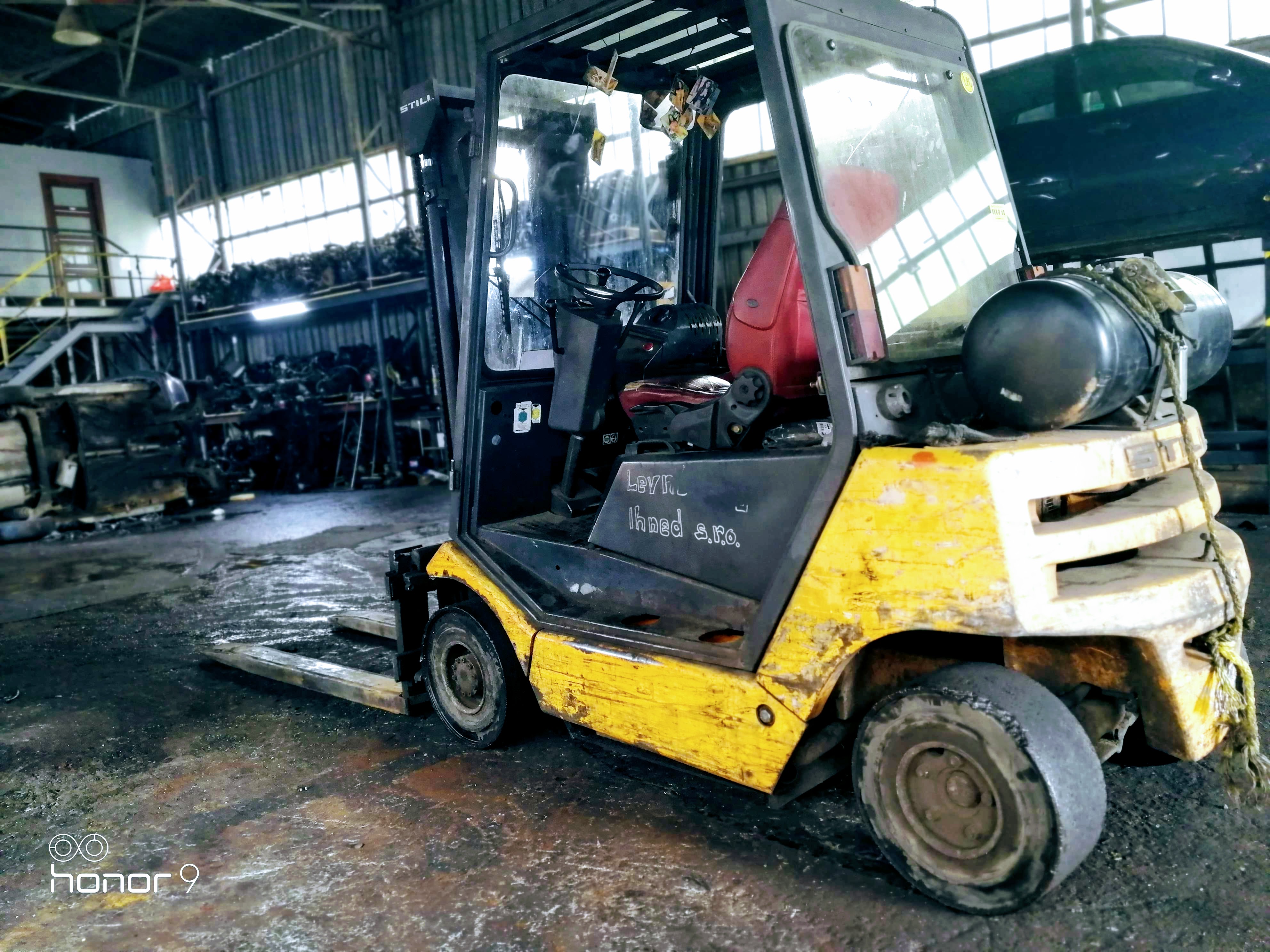 AUTOVRAKOVIŠTĚ LEVNÉ DÍLY IHNED s.r.o. foto 4