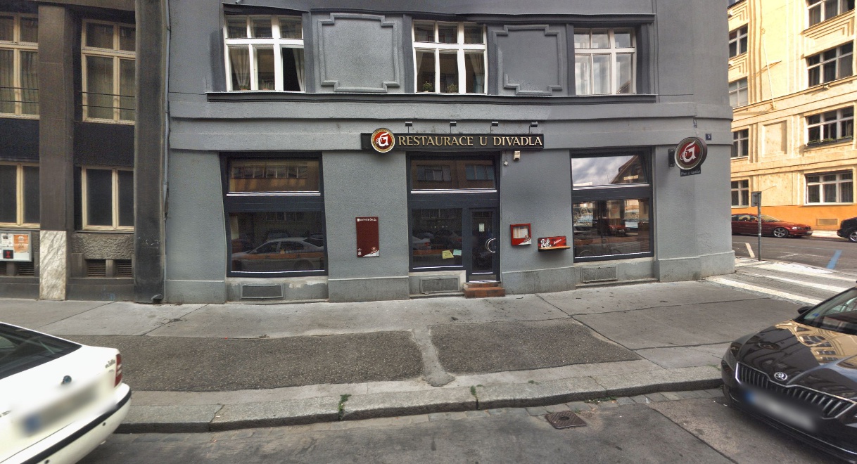 Restaurace U Divadla foto 4