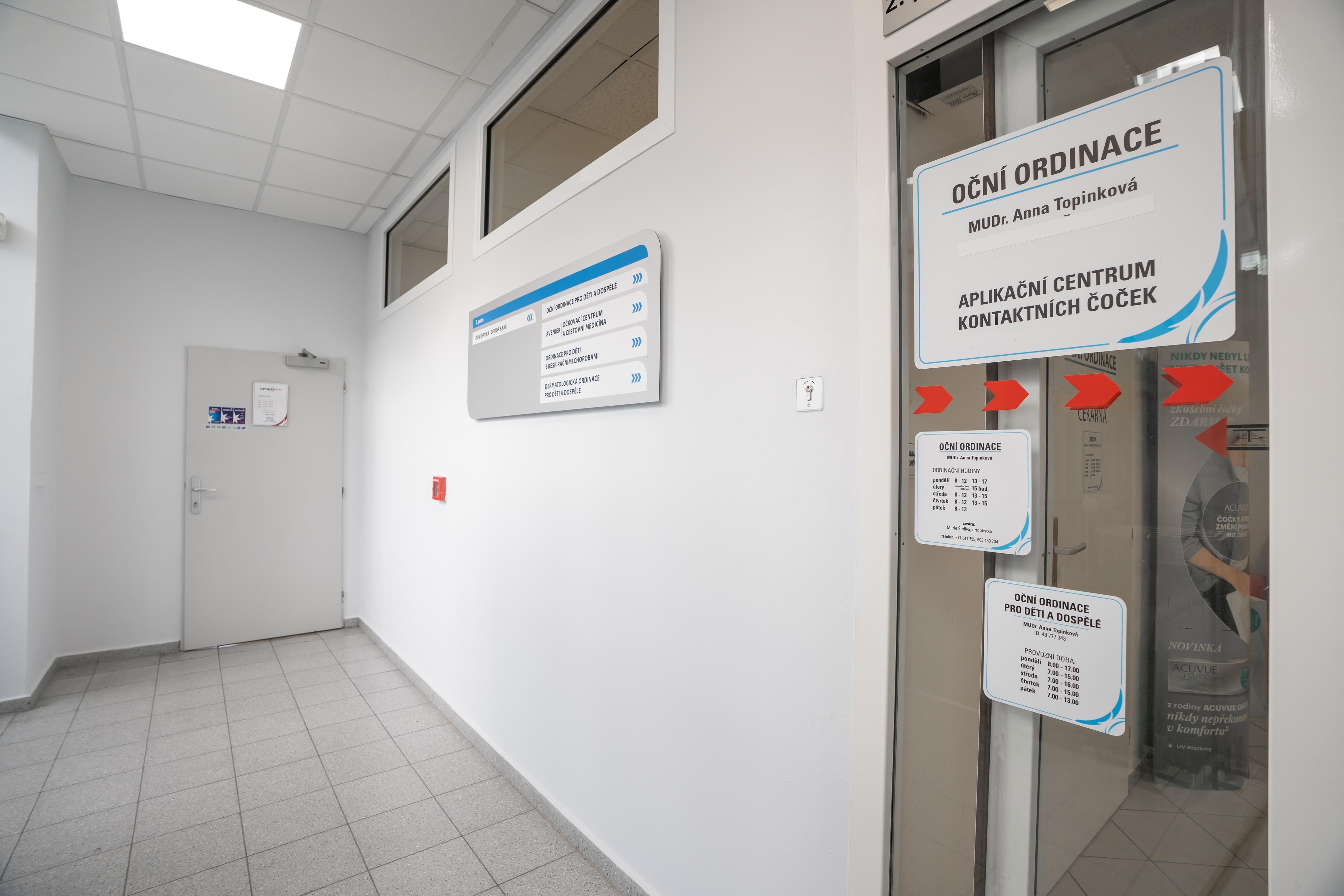 MUDr. Anna Topinková foto 2