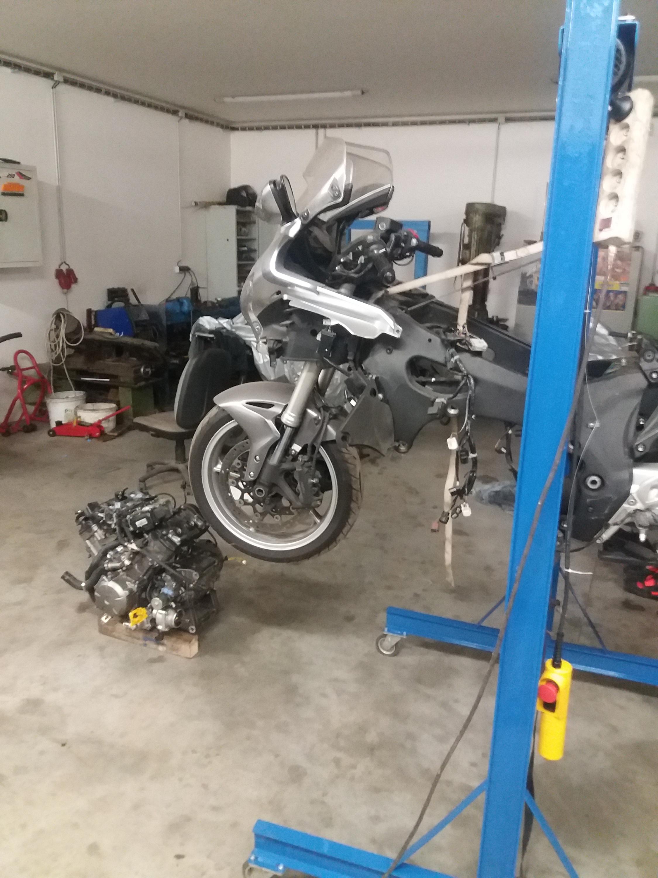 David Šanda - servis motocyklů foto 5