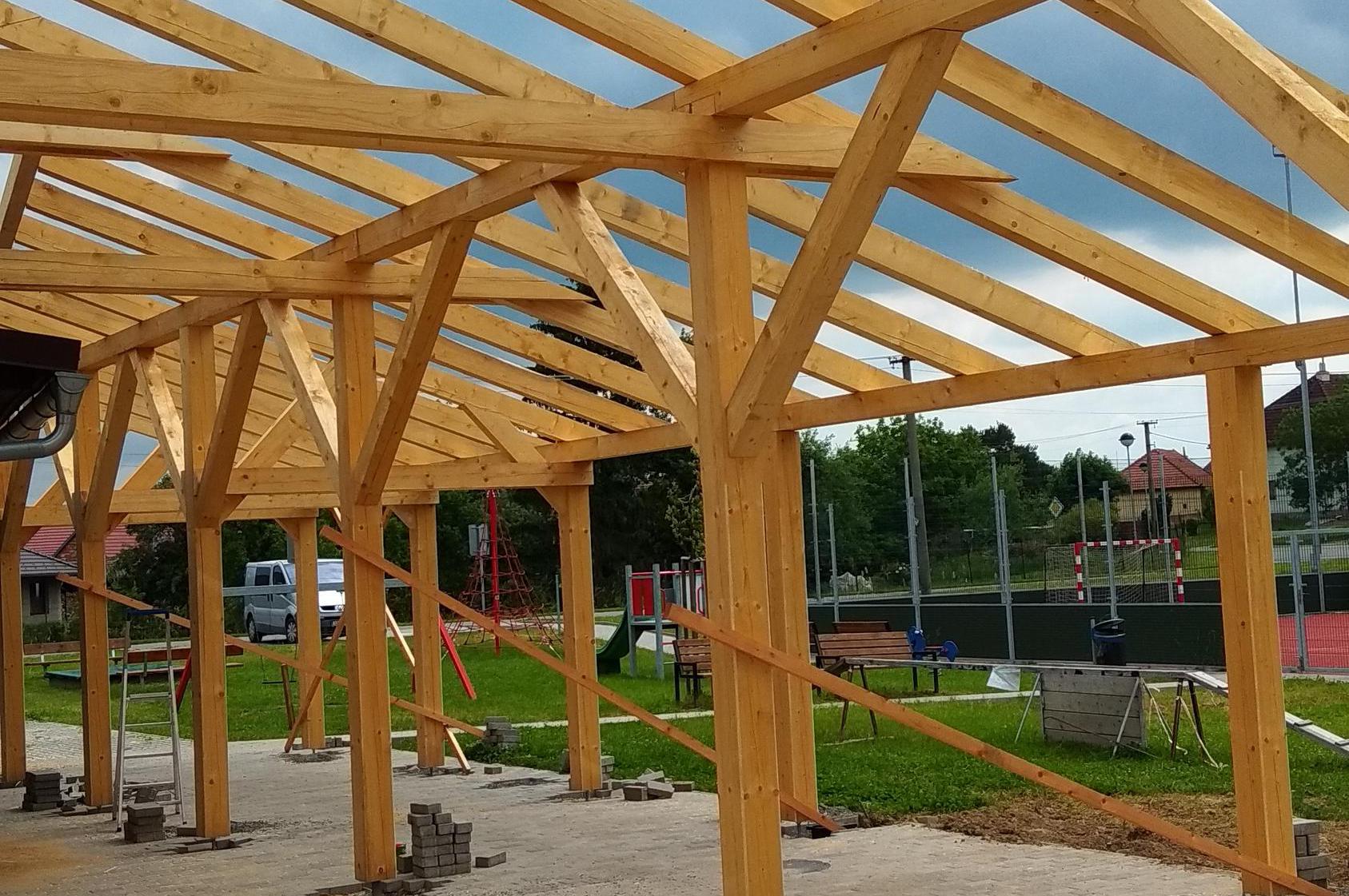 Zednictví - tesařství Robin Zubalík