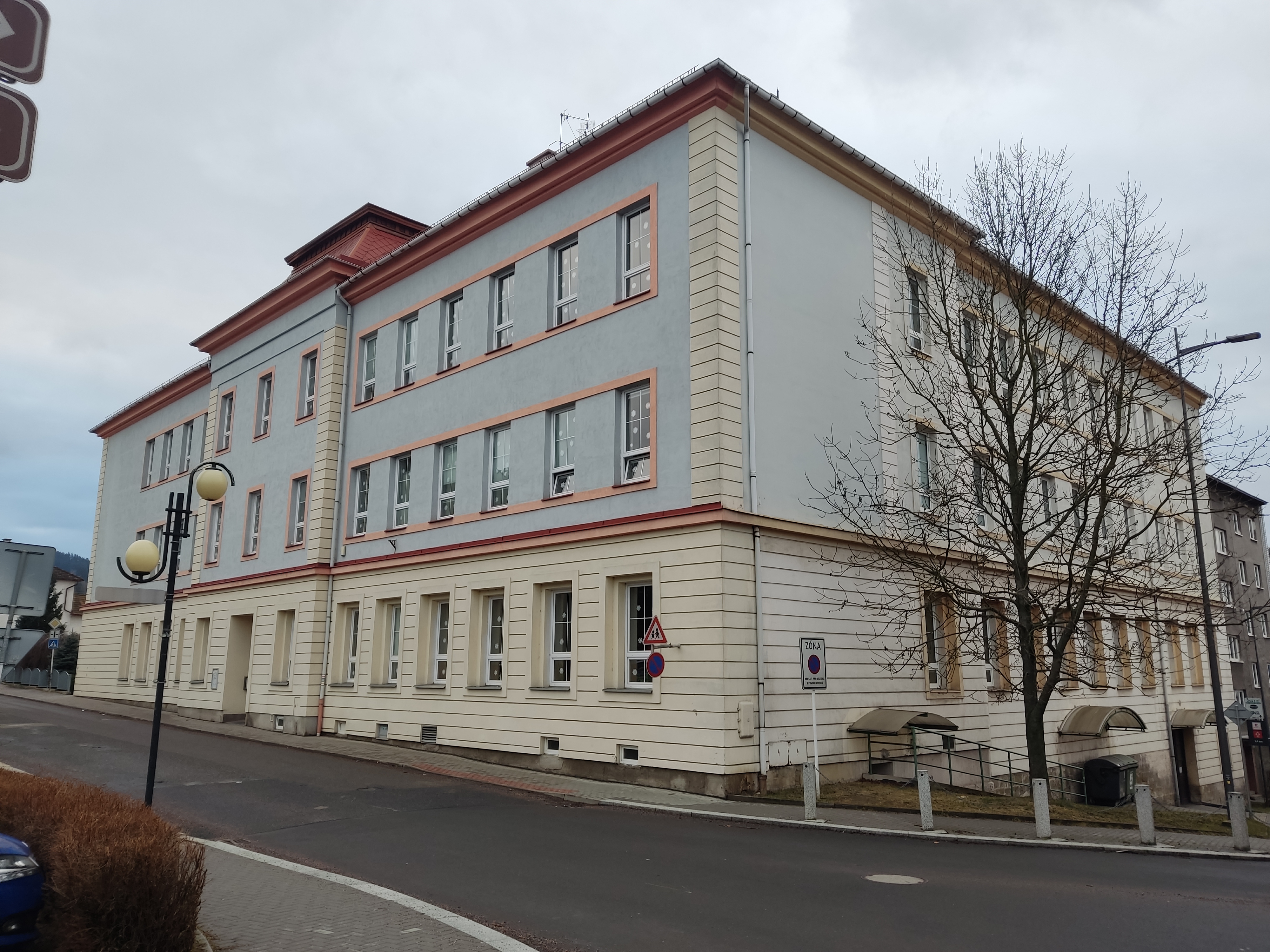 Základní škola Česká Třebová, Nádražní ulice foto 2