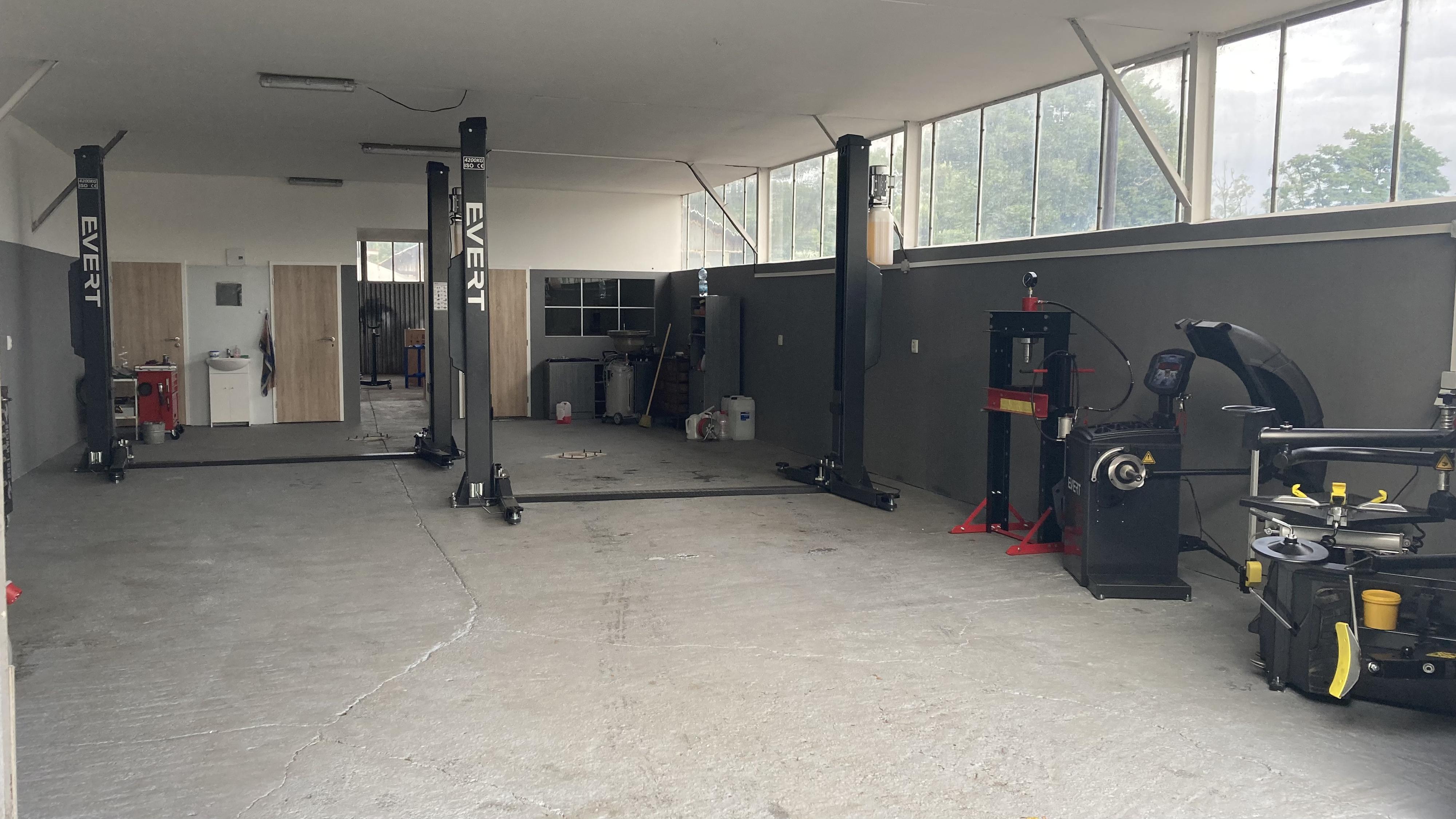 KV garáž s.r.o. foto 1