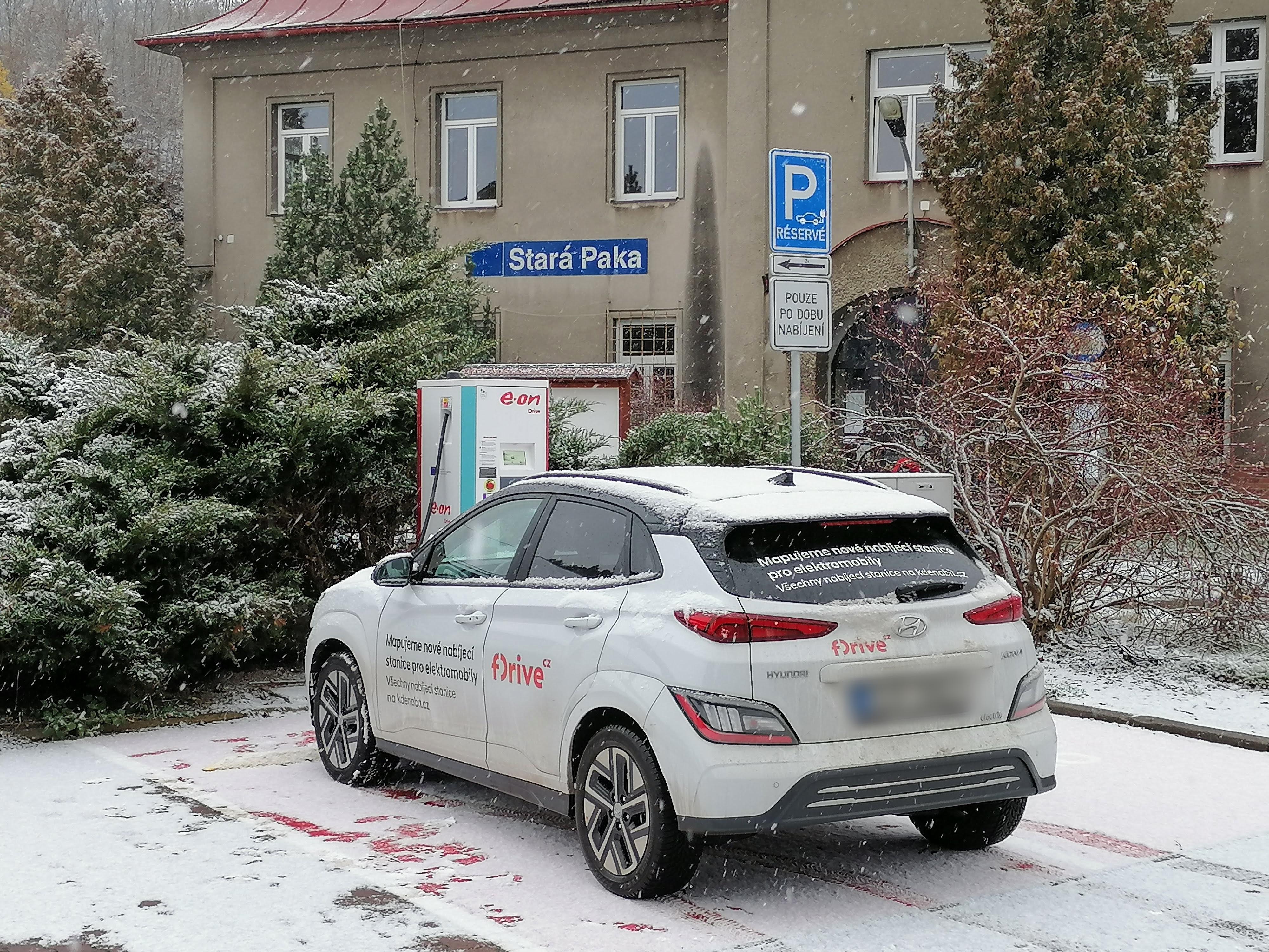 Dobíjecí stanice E.ON Drive