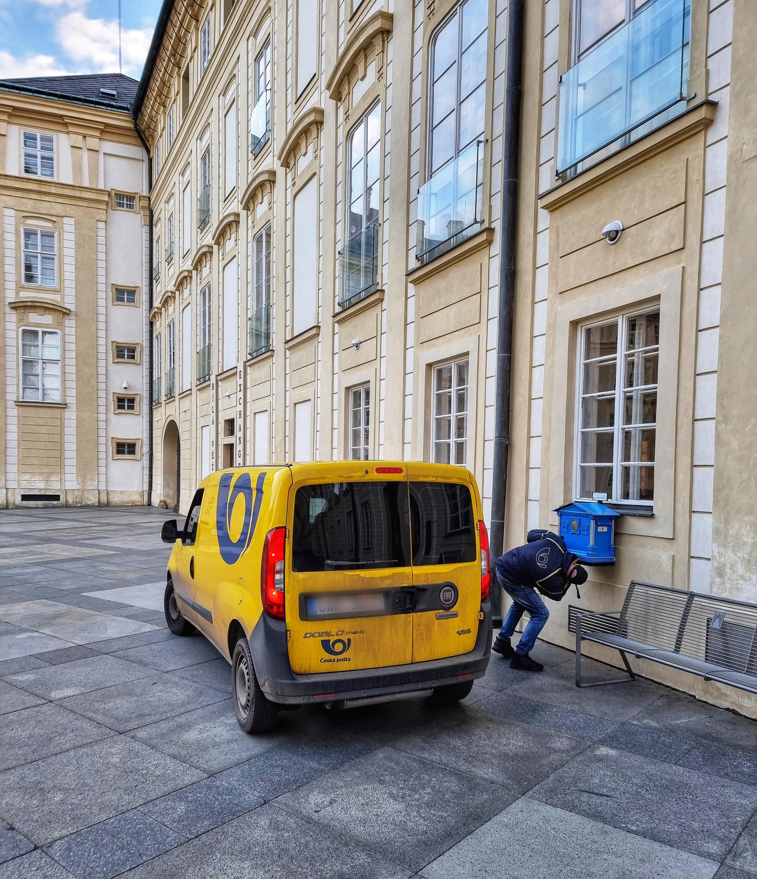 Pošta Praha 012 foto 2