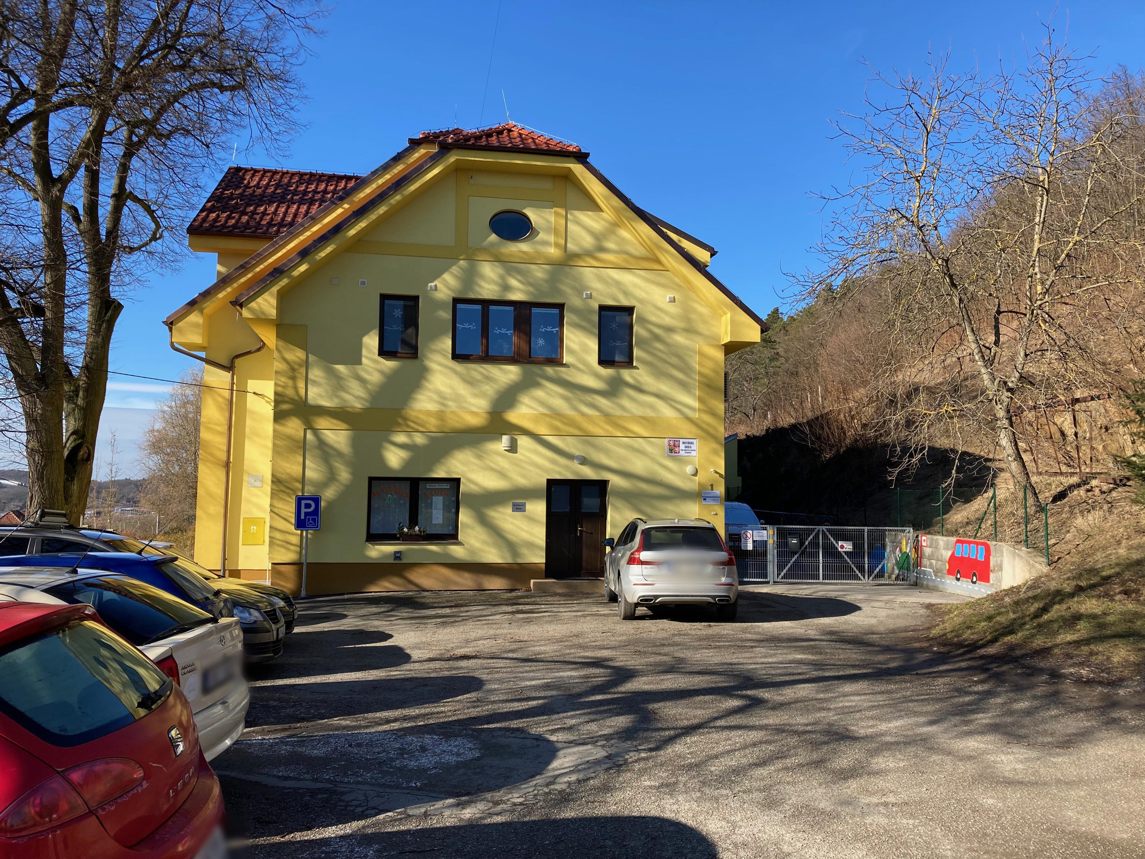 Mateřská škola pod Dubovým kopcem Svinošice foto 5