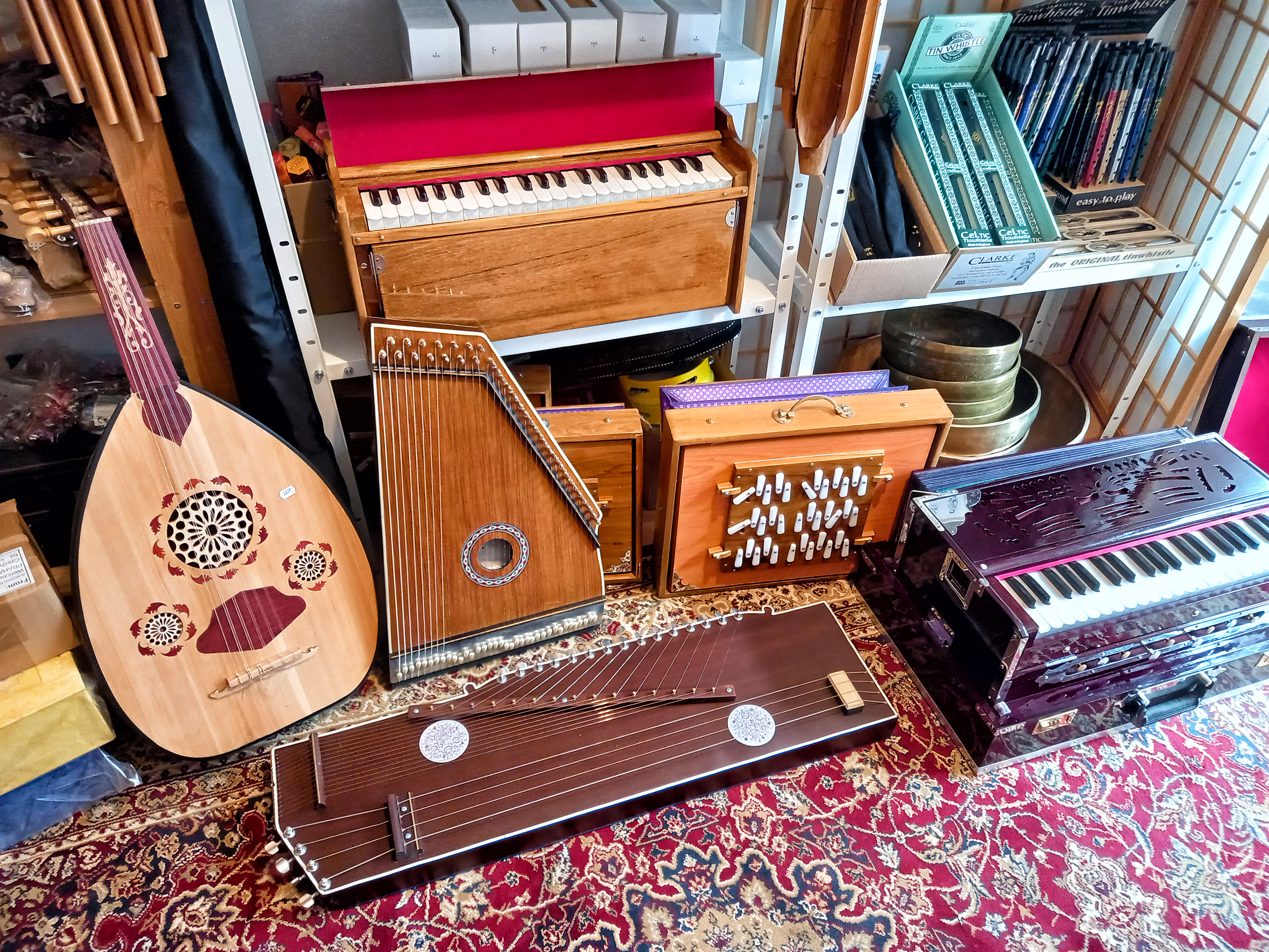 SUNDARIS MUSICAL INSTRUMENTS, s.r.o. foto 2