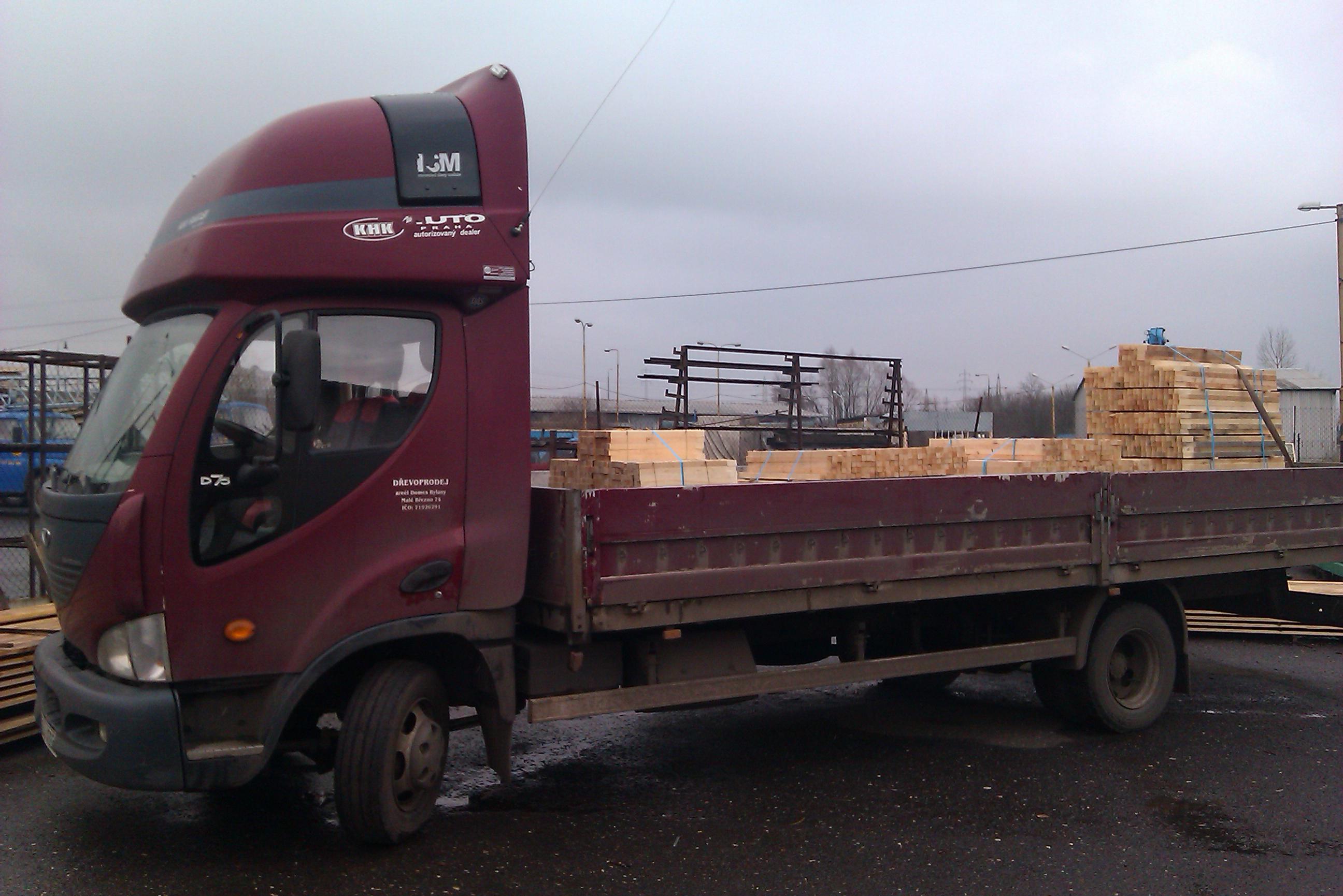 Pila - Dřevoprodej Bylany