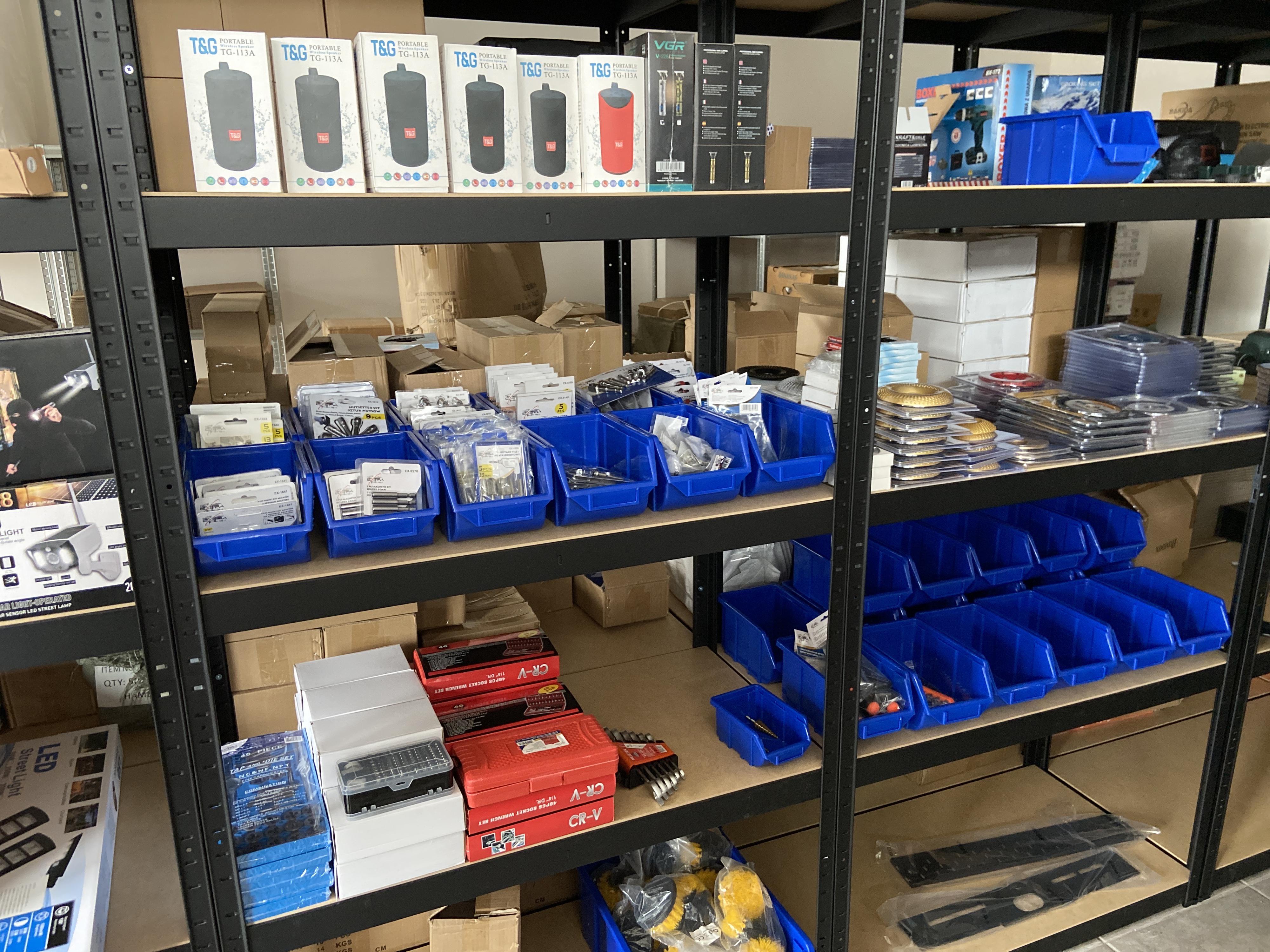 ROBERTO MARKETPLACE s.r.o. foto 3