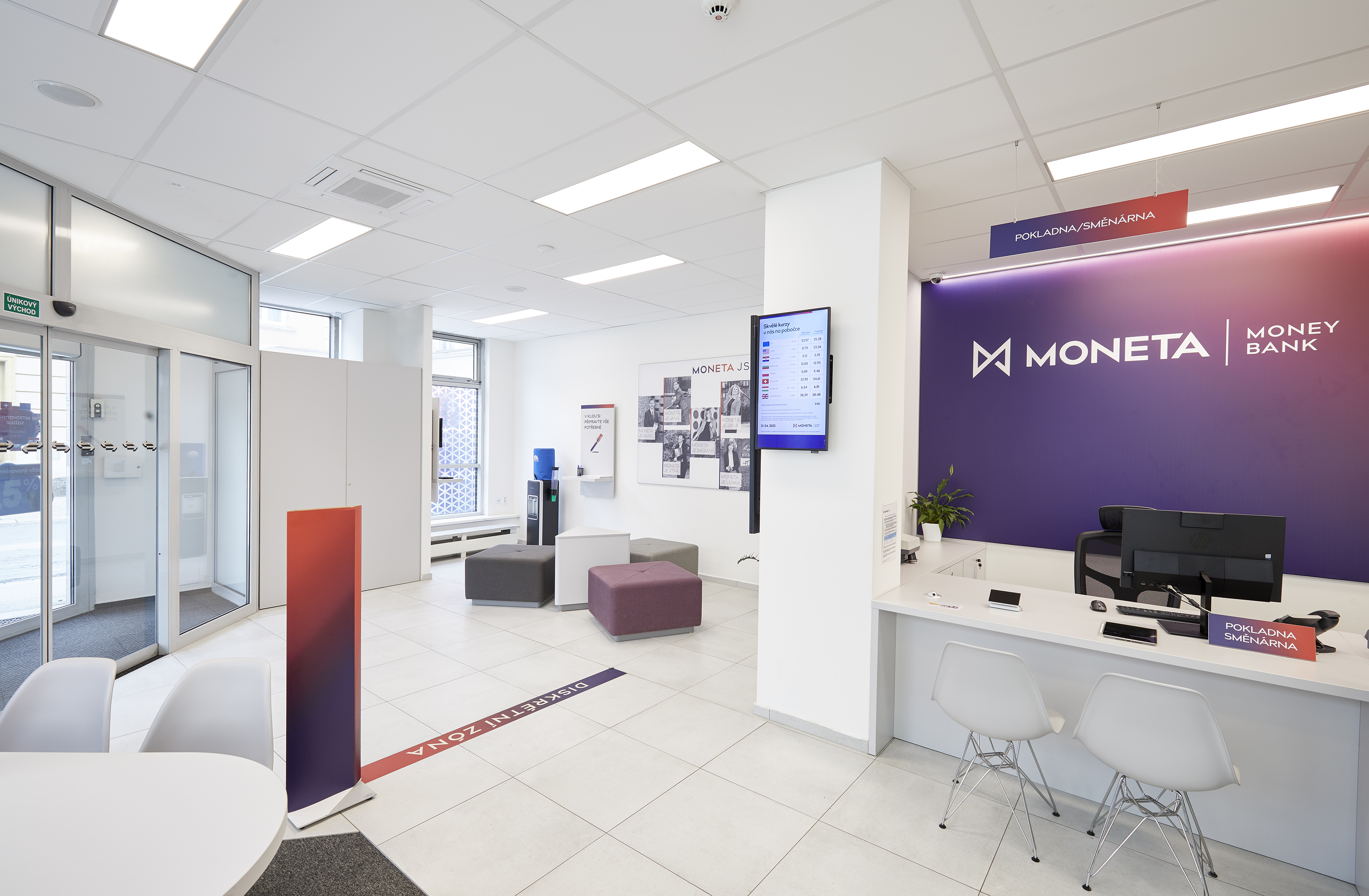 MONETA Money Bank foto 5