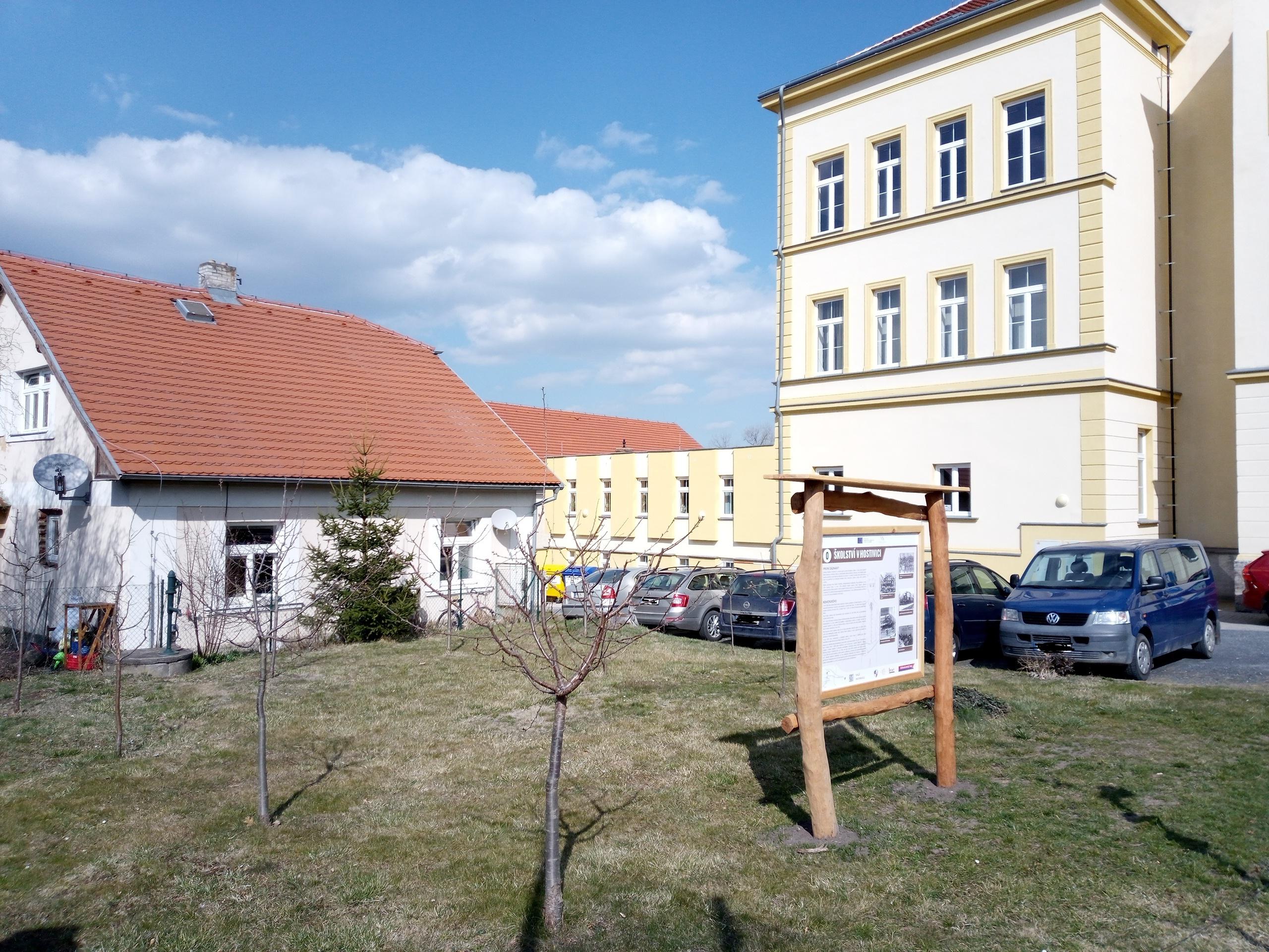 Gymnázium Hostivice foto 3