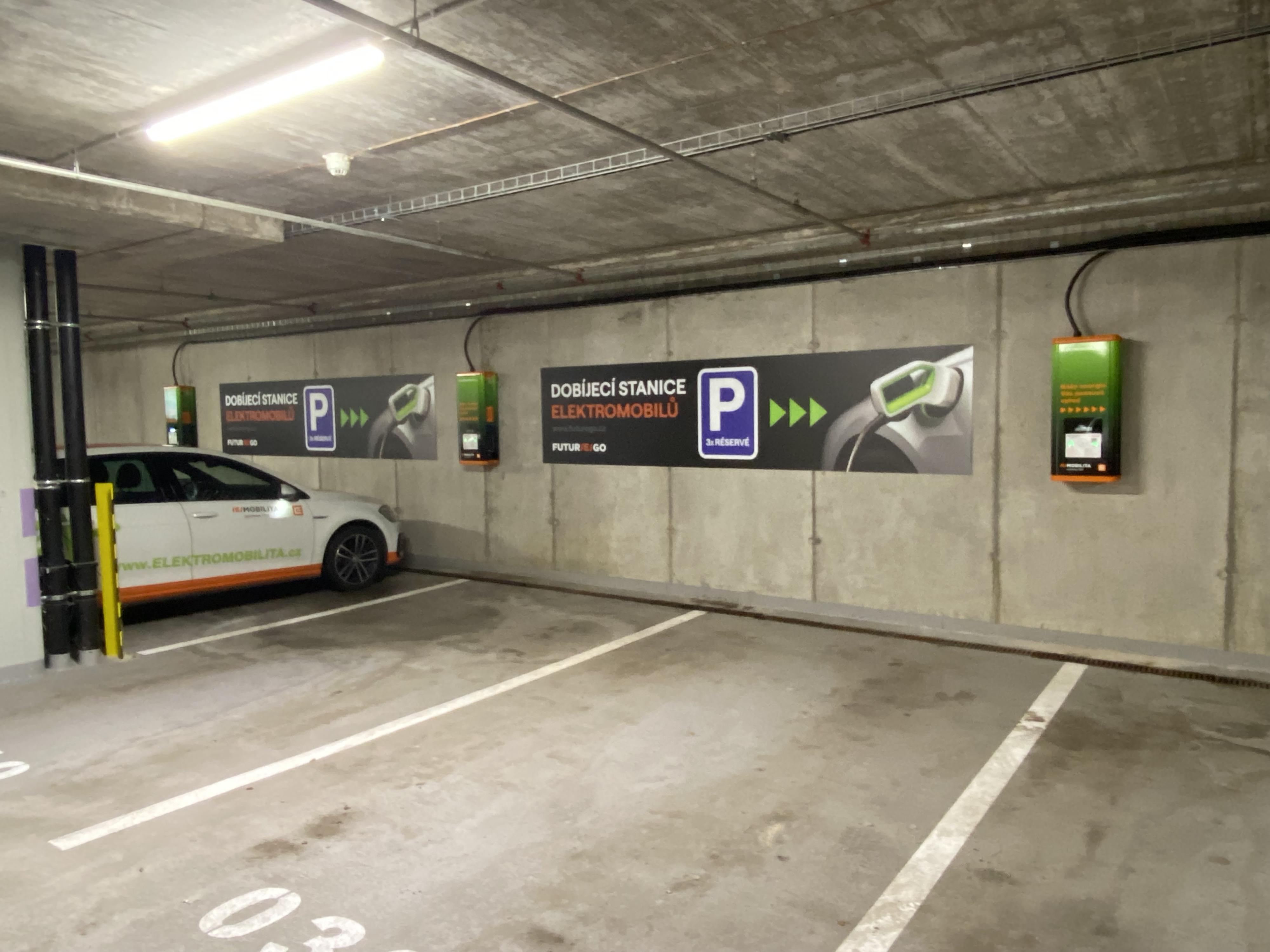 Nabíjecí stanice ČEZ