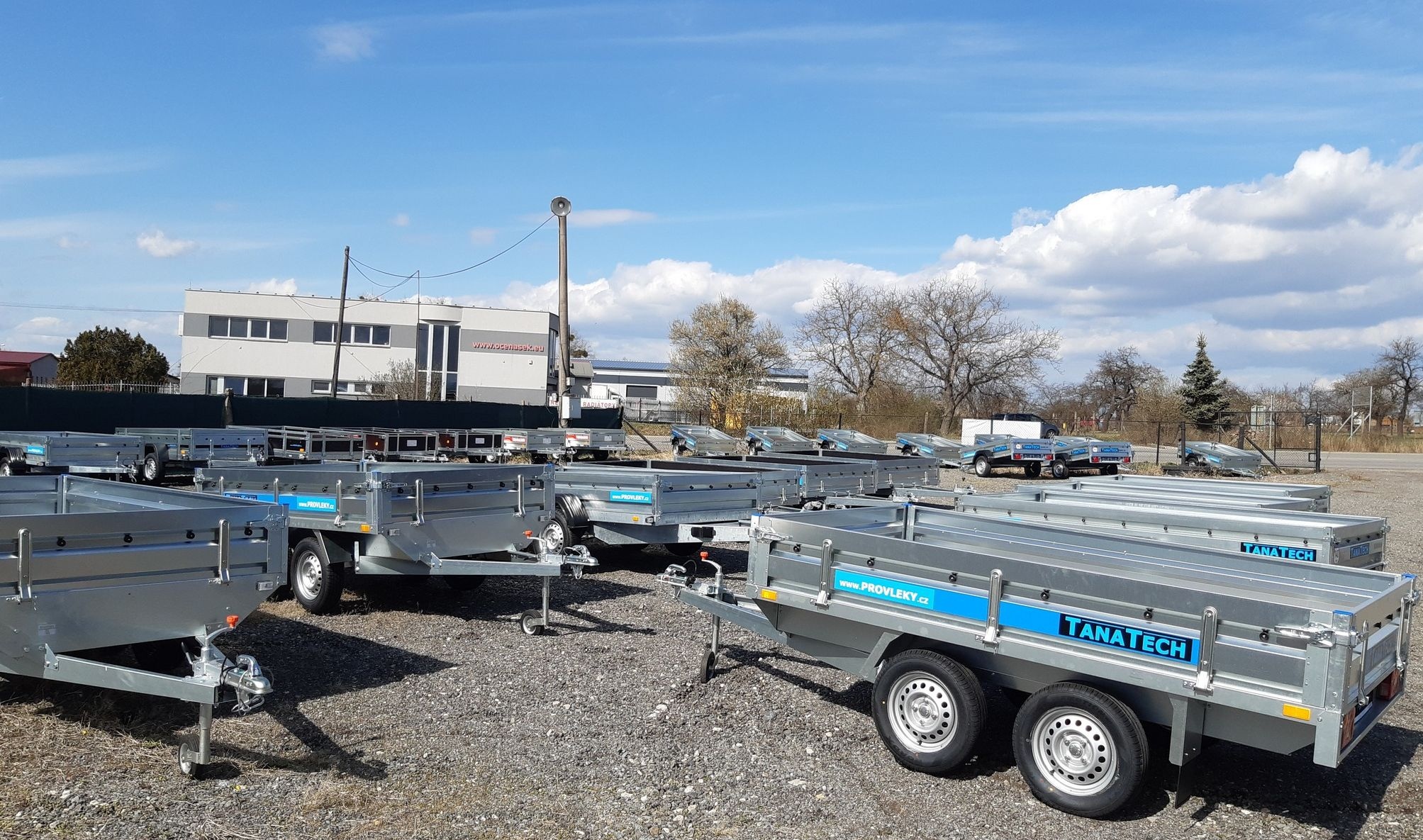 TANATECH s.r.o. - prodejna přívěsů foto 3