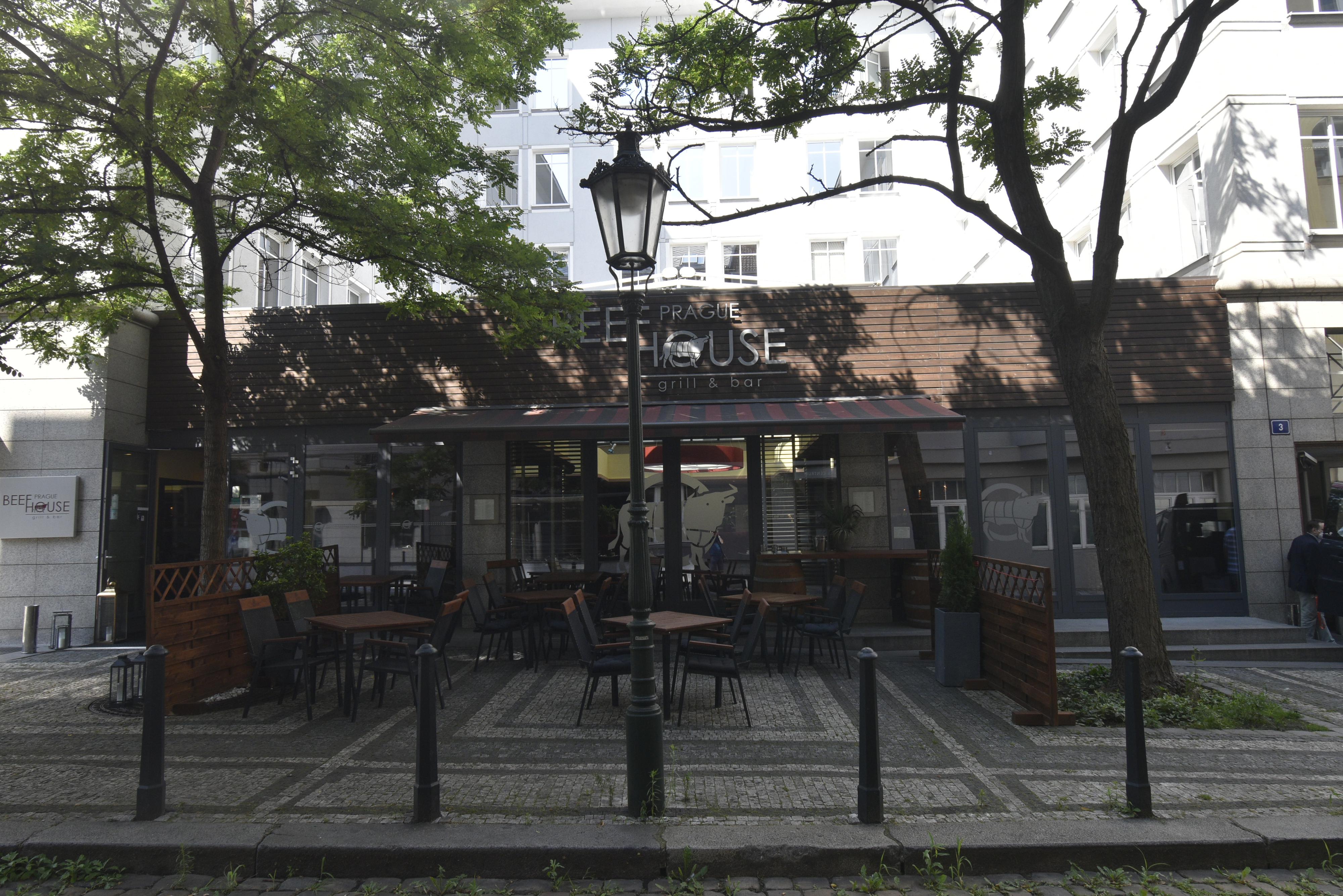 Beef House Prague grill & bar foto 3