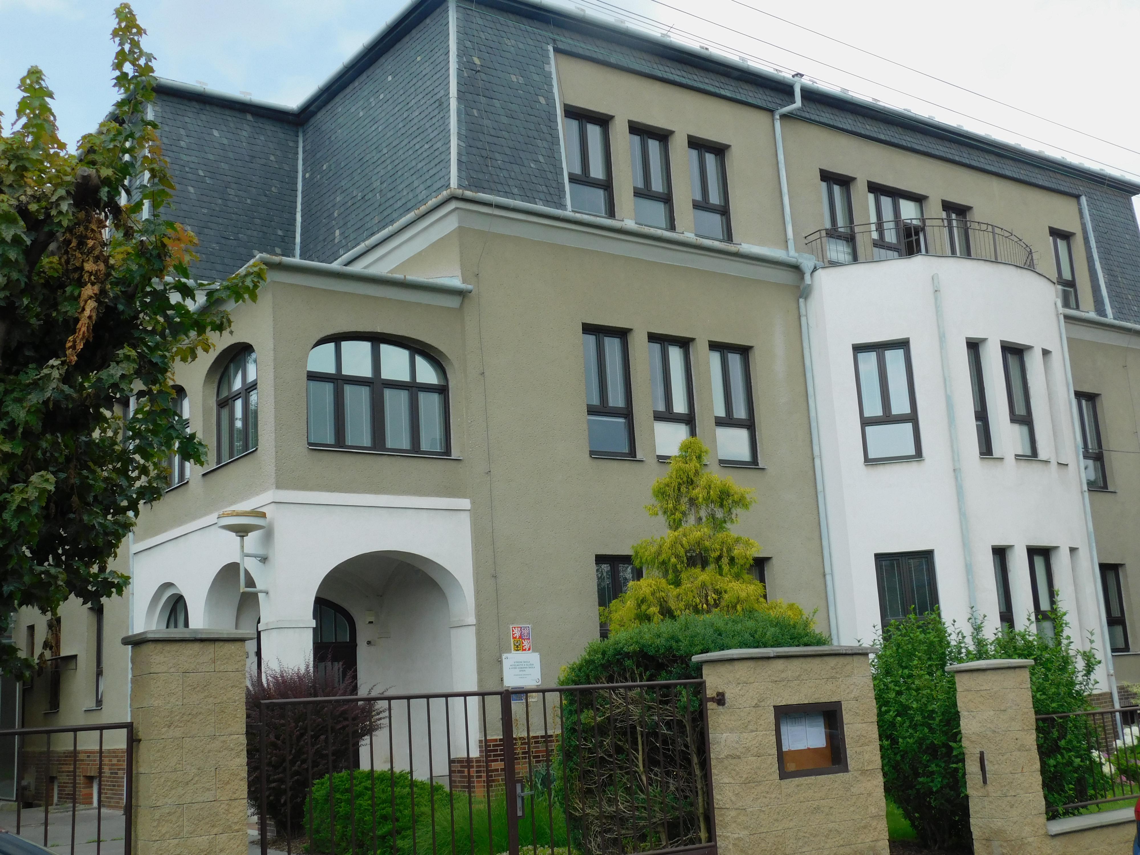 Střední škola hotelnictví a služeb a Vyšší odborná škola, Opava foto 3