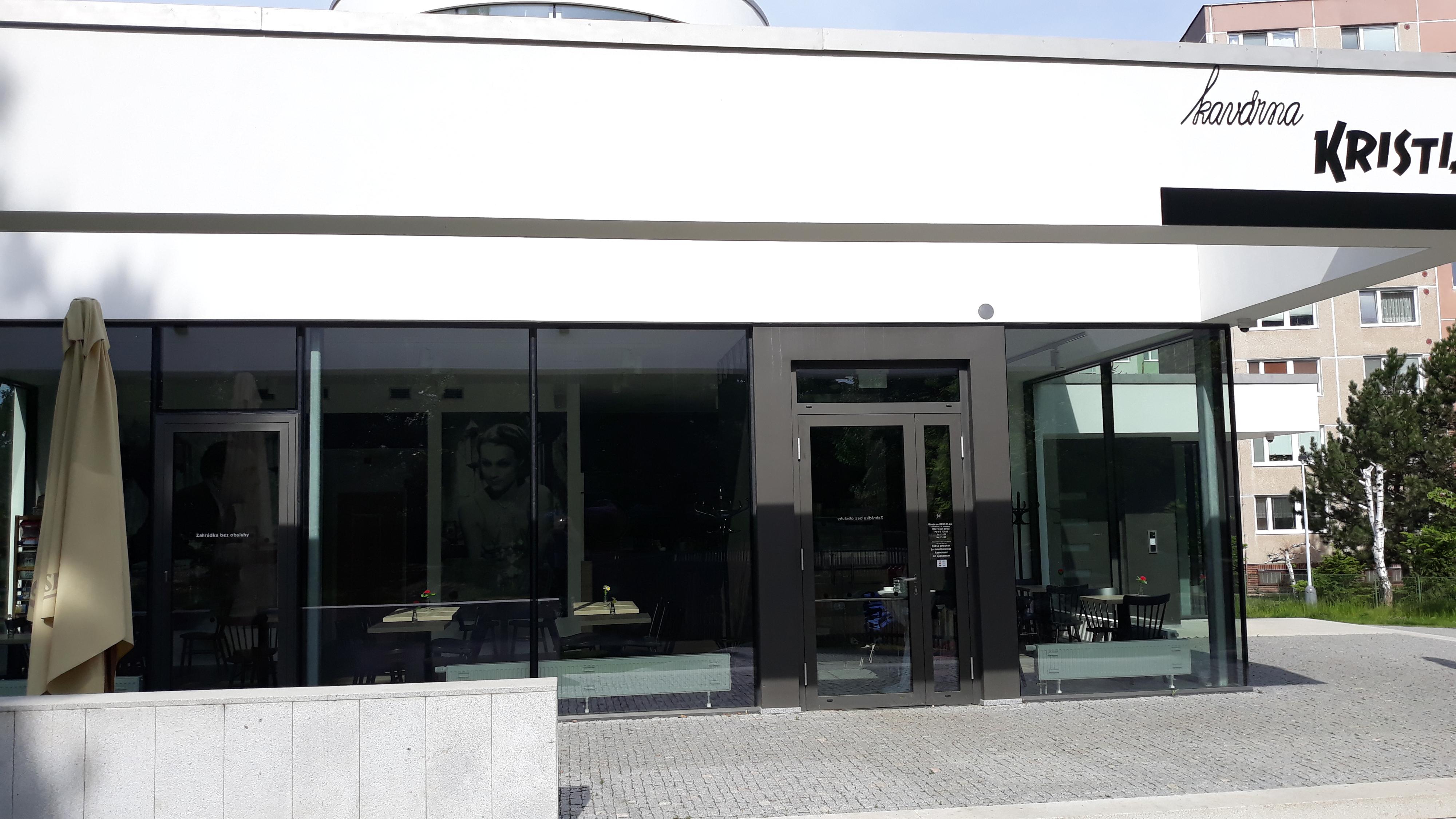 Kavárna a vinárna Kristian foto 3