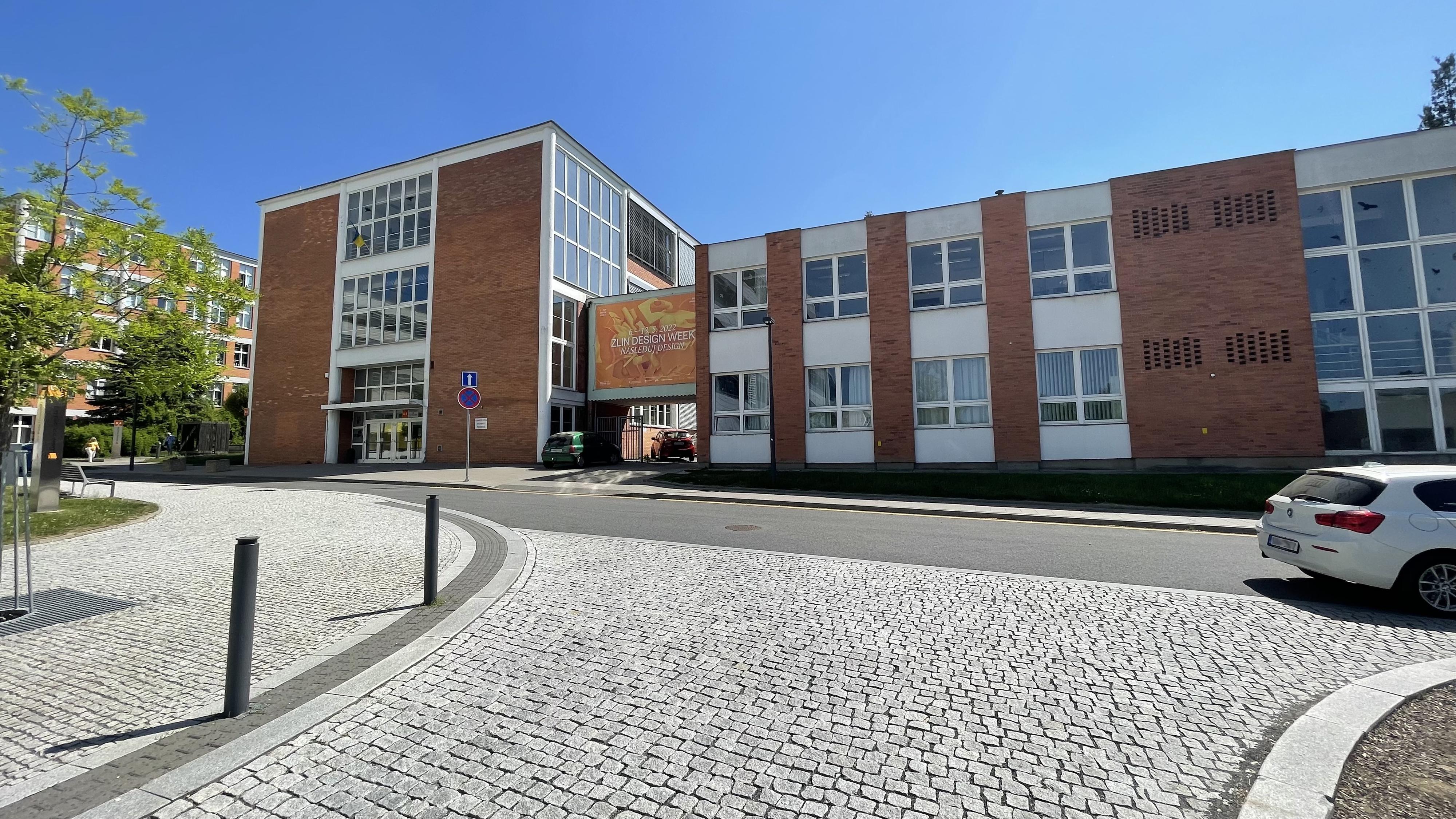 Fakulta multimediálních komunikací foto 2