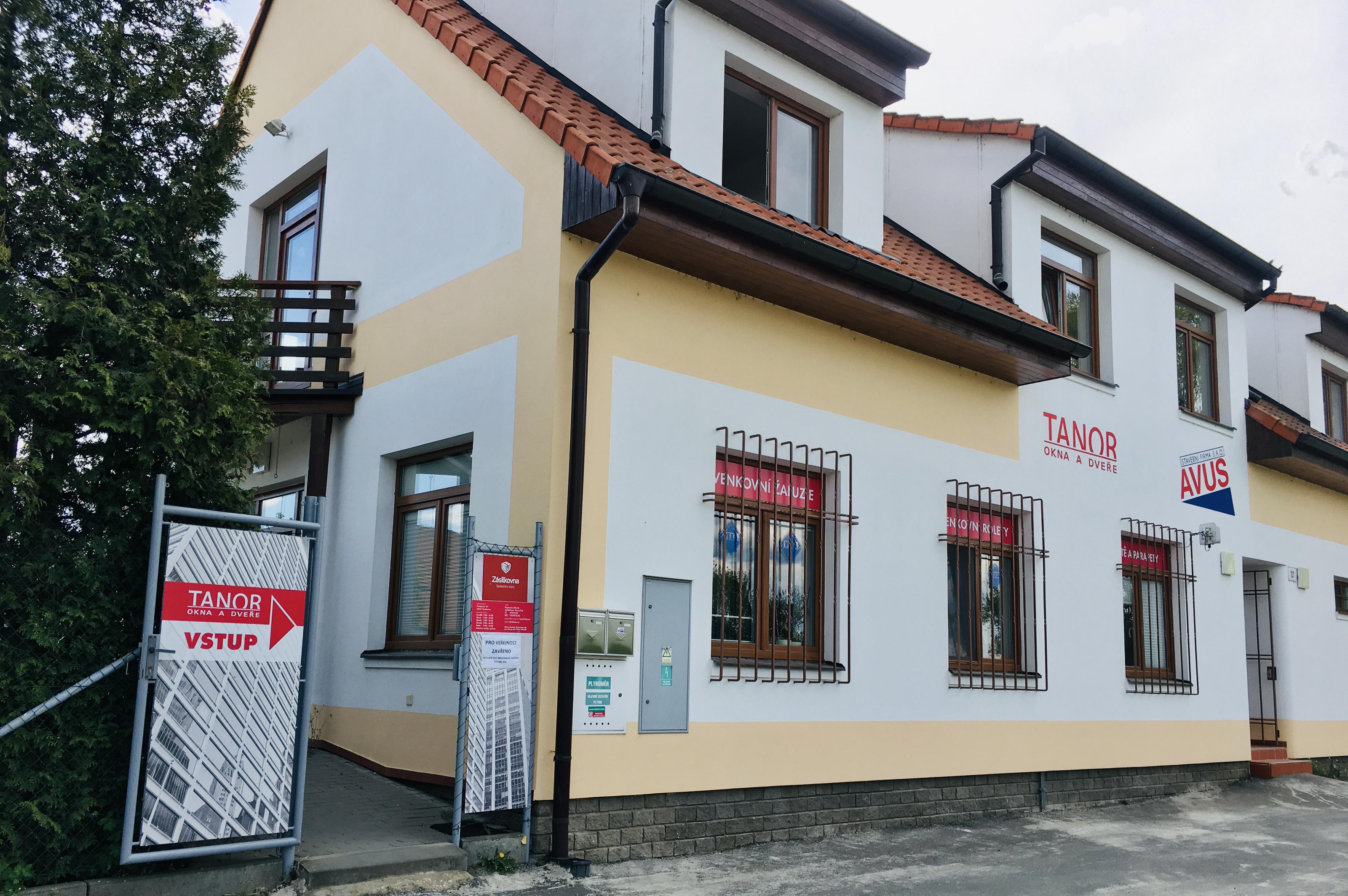 TANOR - OKNA A DVEŘE