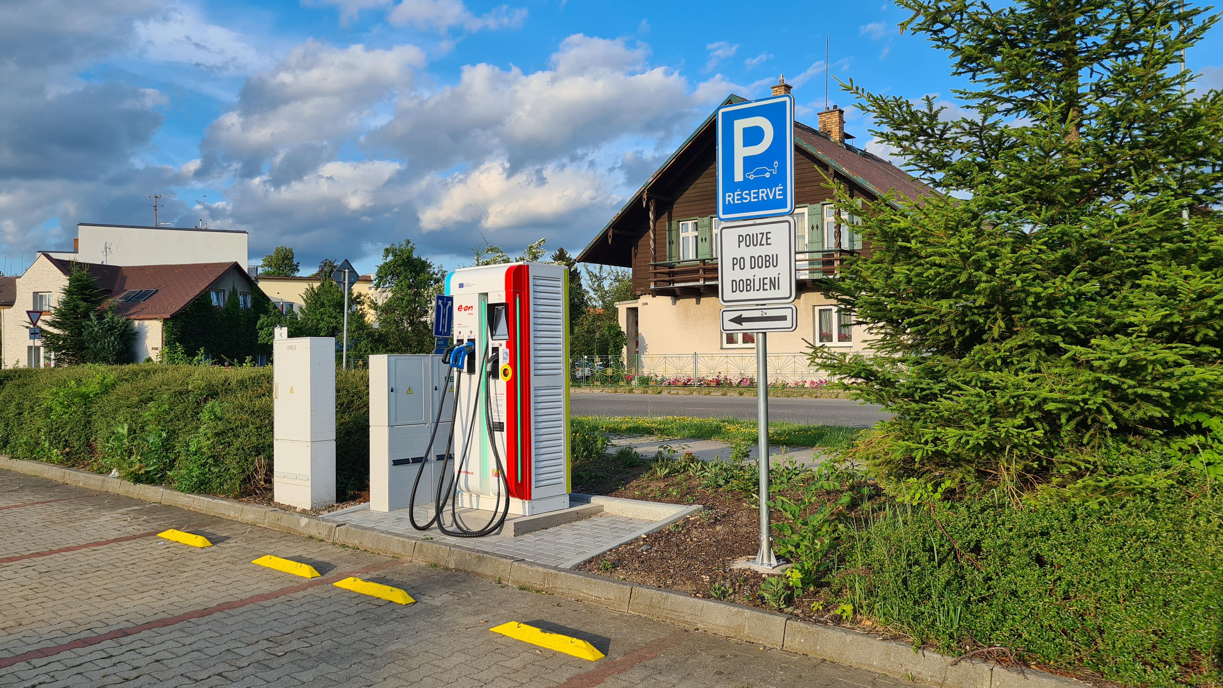 Dobíjecí stanice E.ON Drive