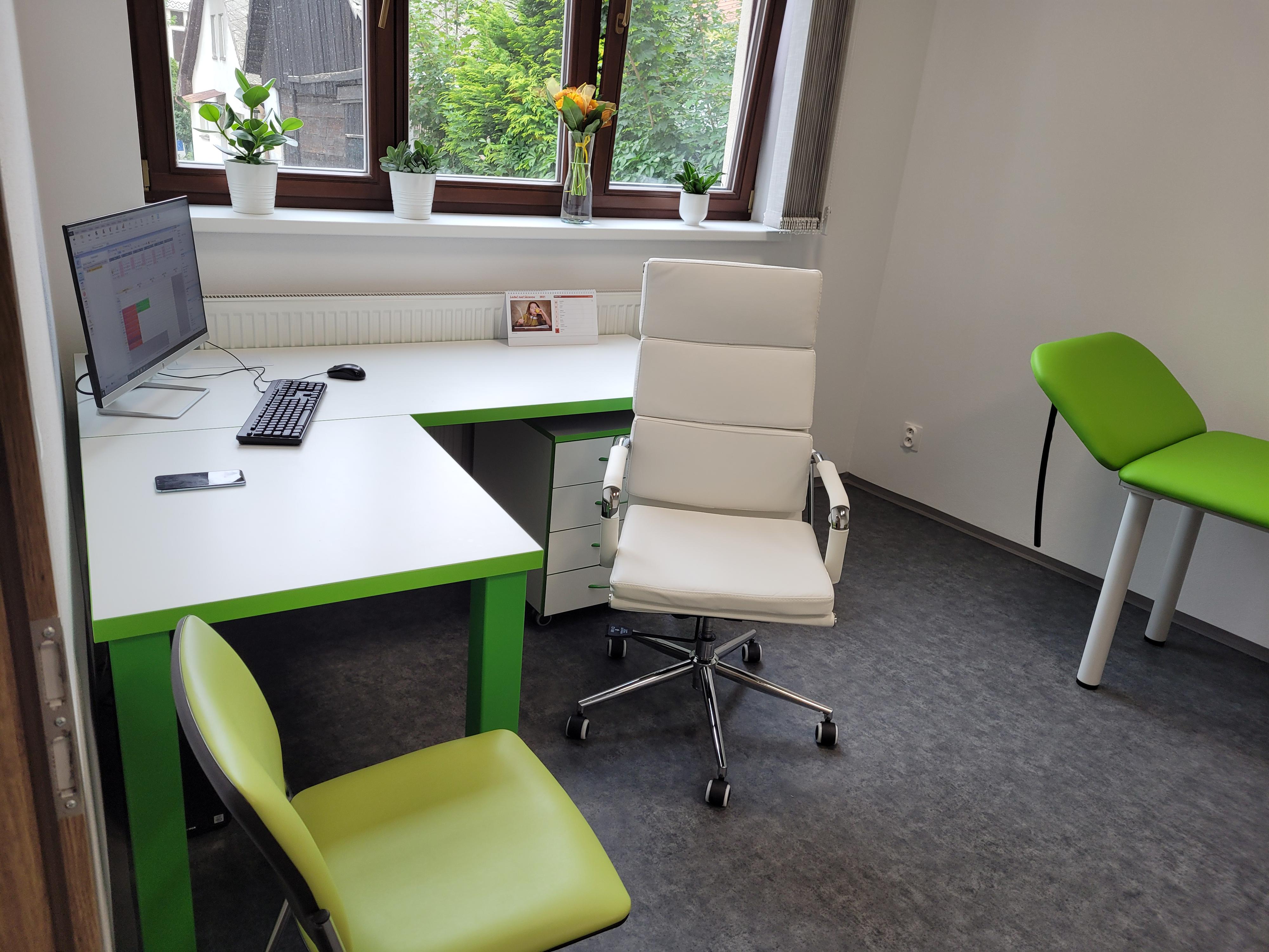 Diabetologie a endokrinologie MUDr. Pavla Smejkalová