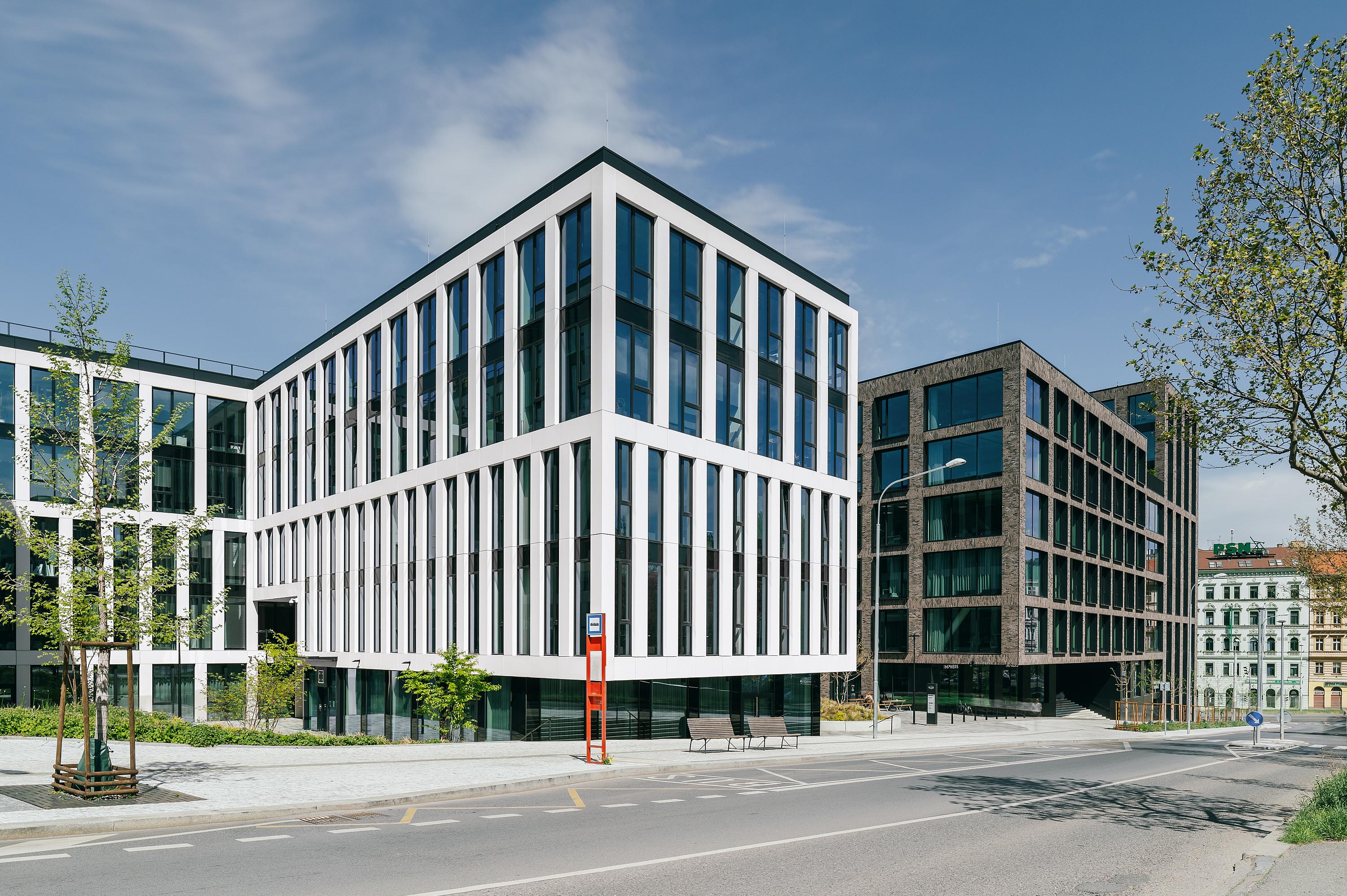 Českomoravská Nemovitostní (ČMN)