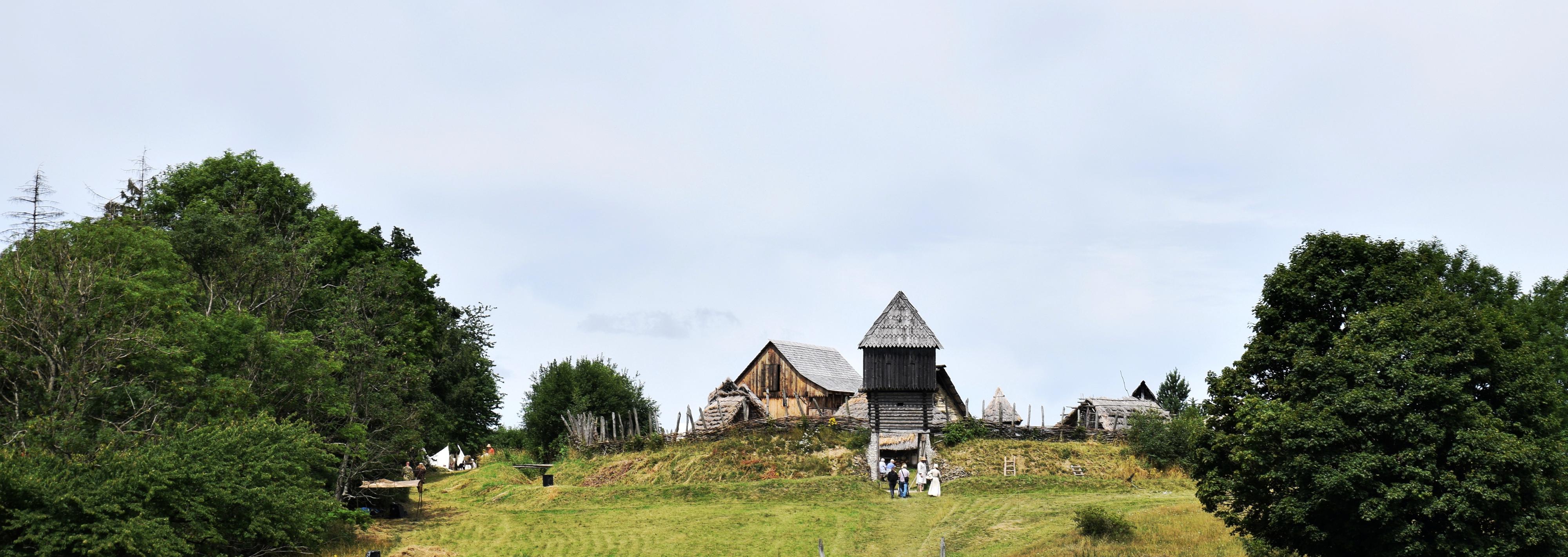 Archeoskanzen Curia Vitkov - Vítkův dvůr foto 4