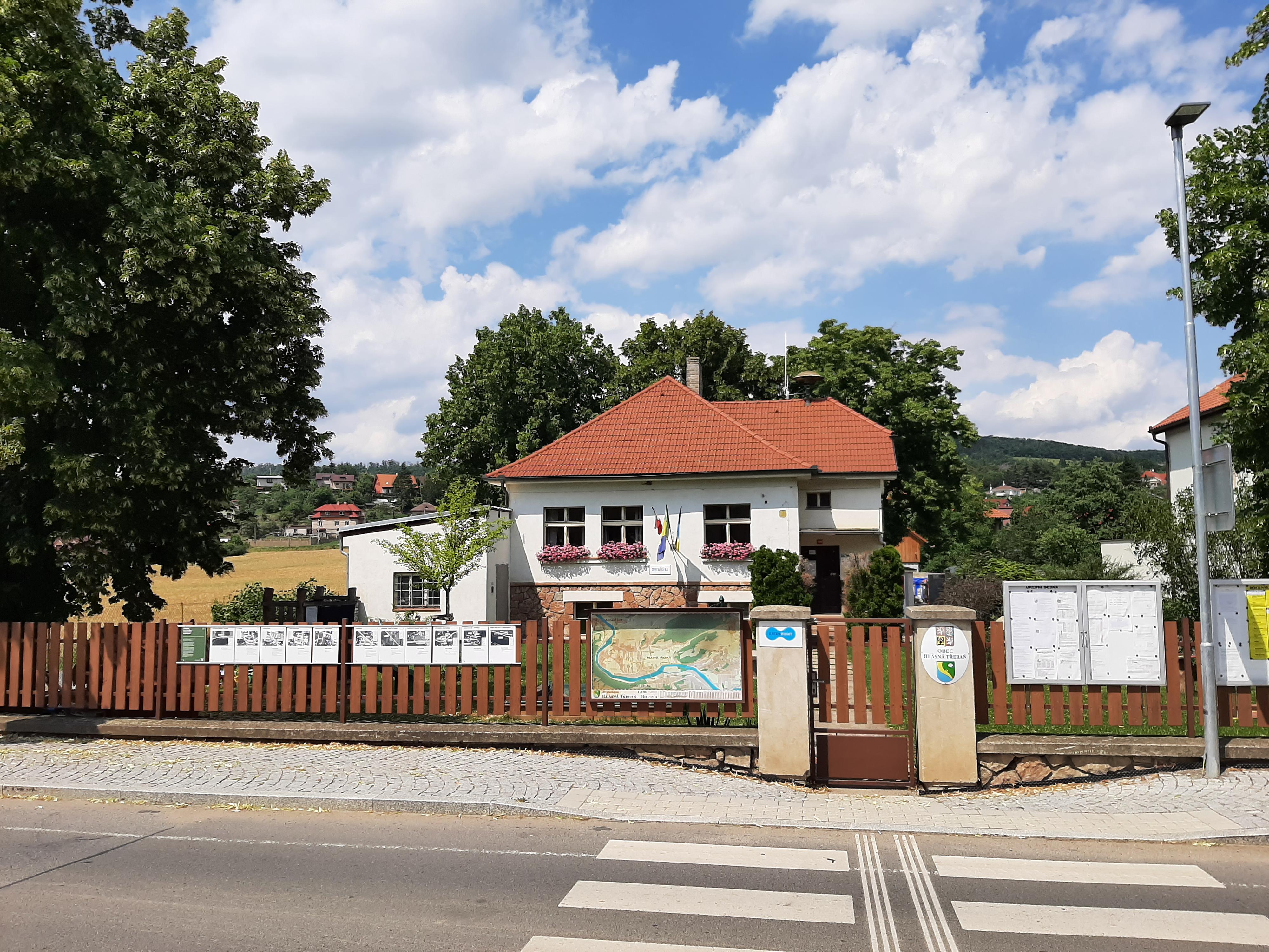 Hlásná Třebaň - obecní úřad foto 2