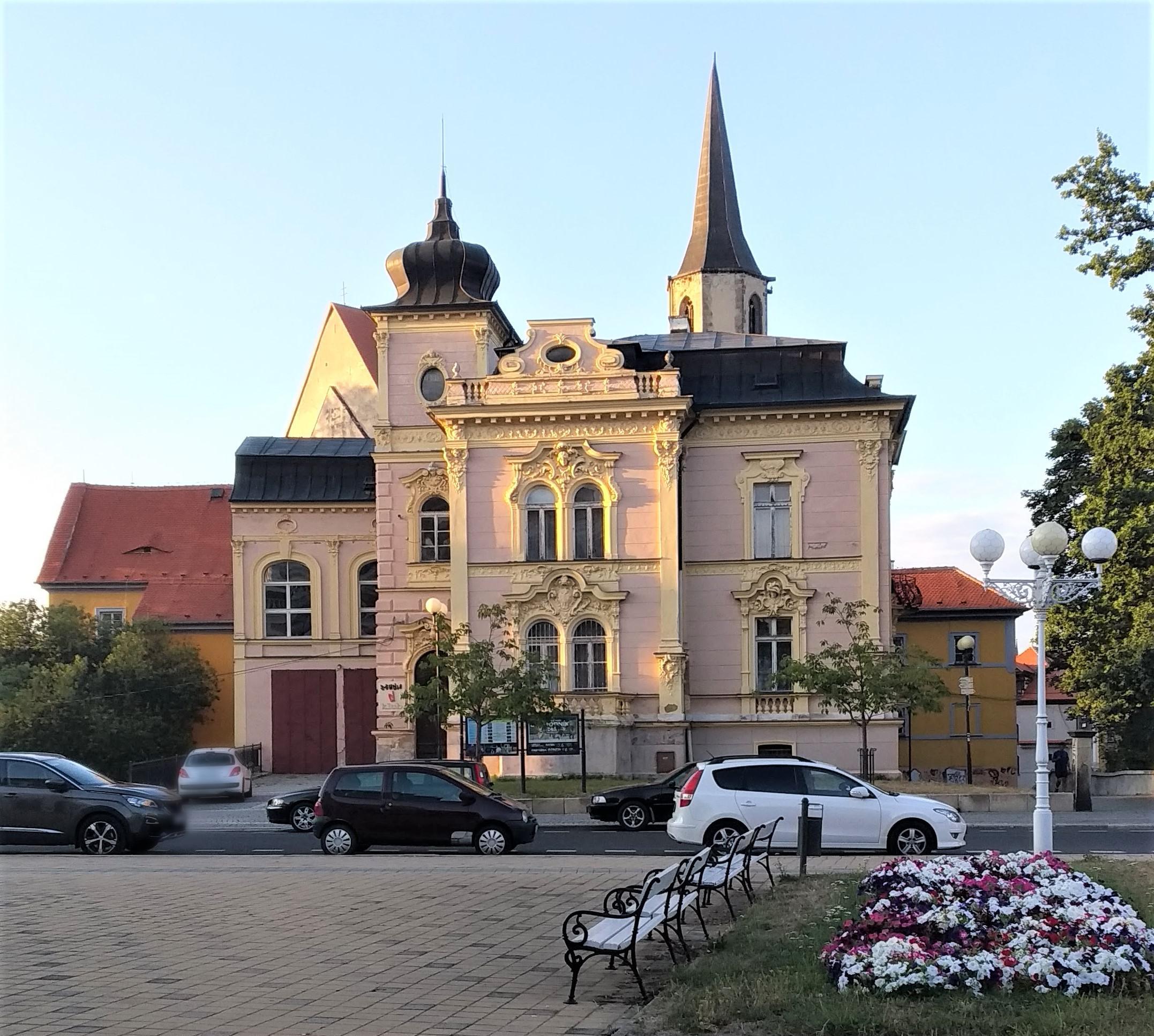 Divadelní klub "Déčko"