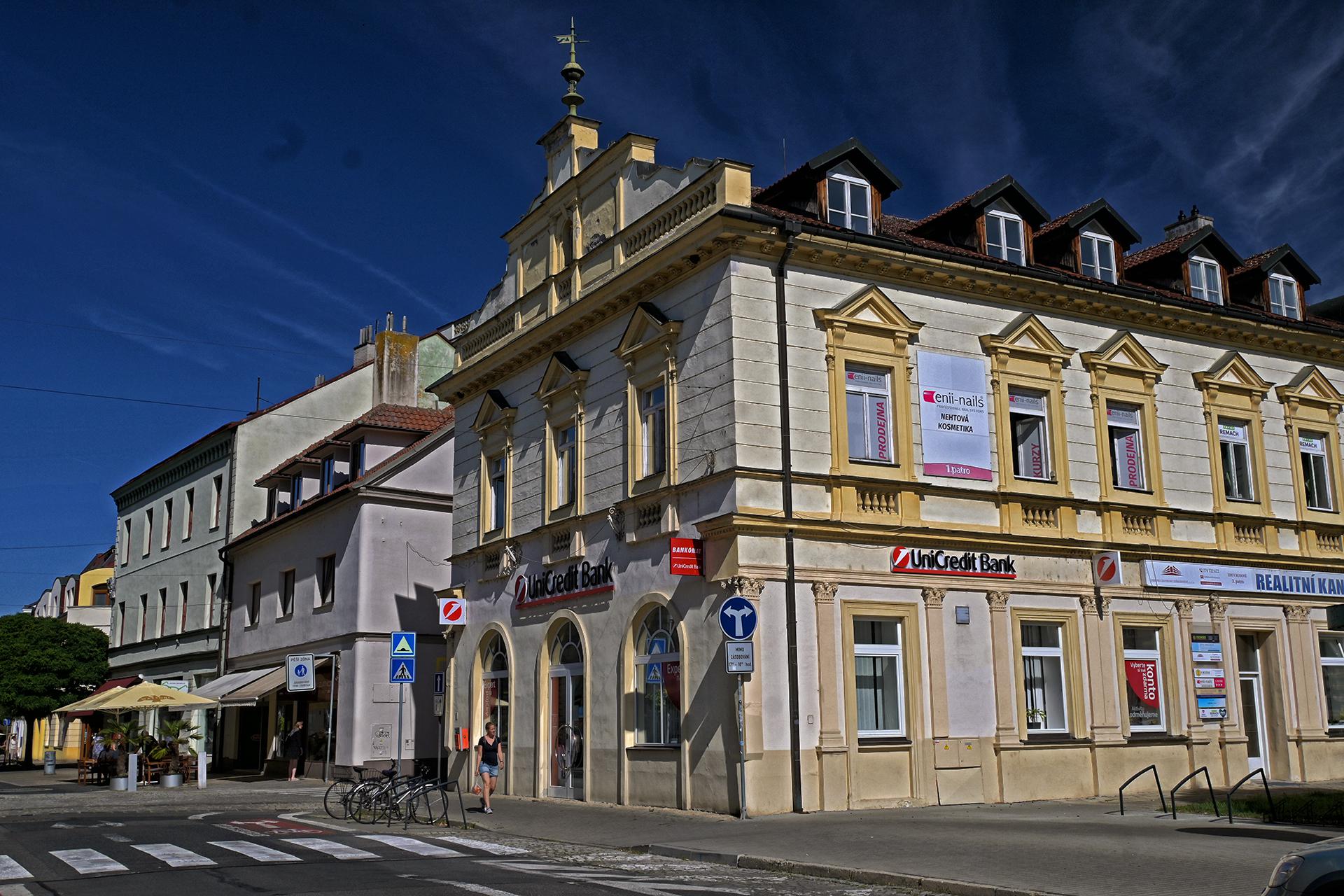 Bankomat UniCredit Bank Czech Republic foto 2