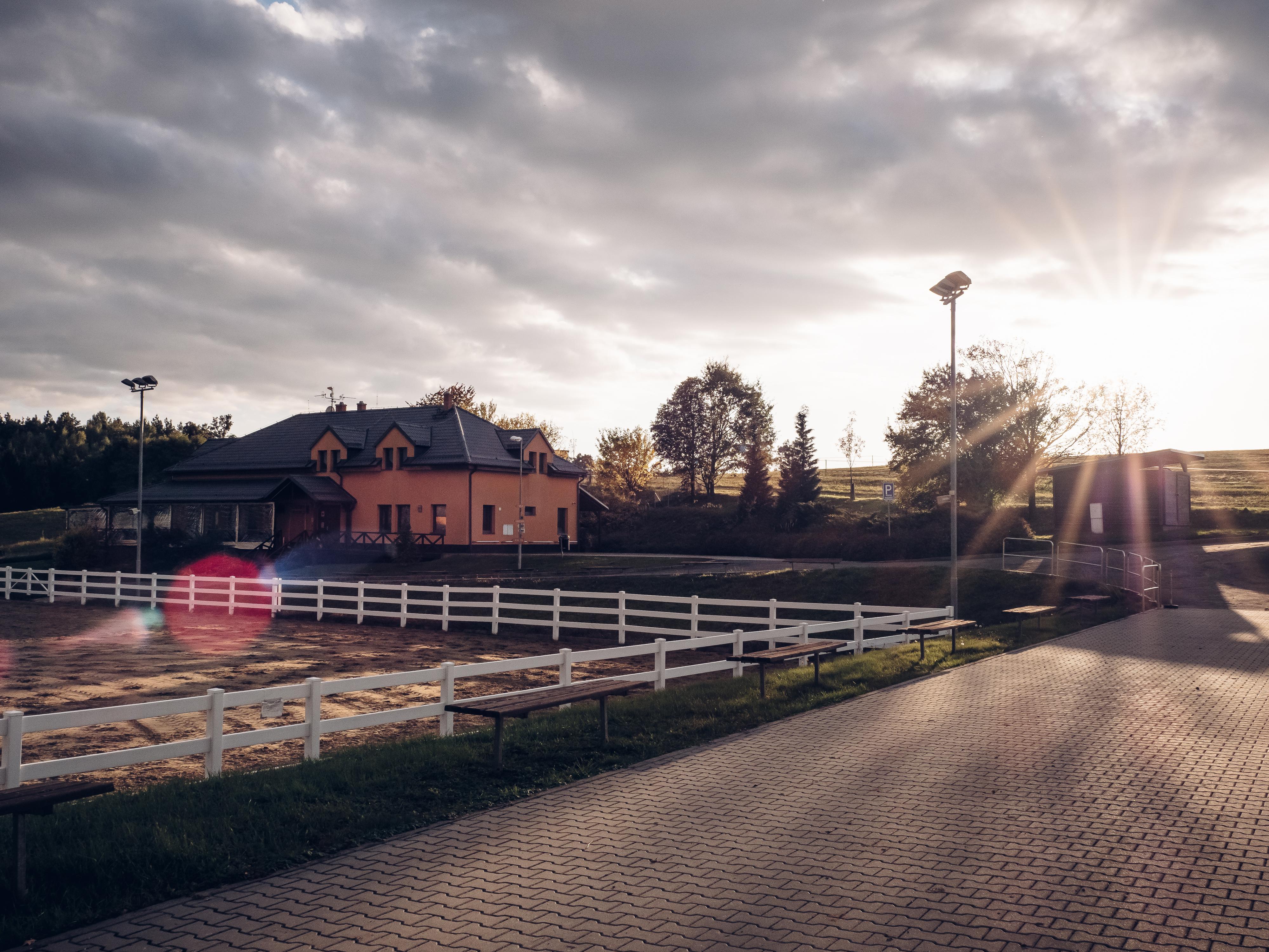 Jezdecký areál Hostinův Důl Tršice foto 2