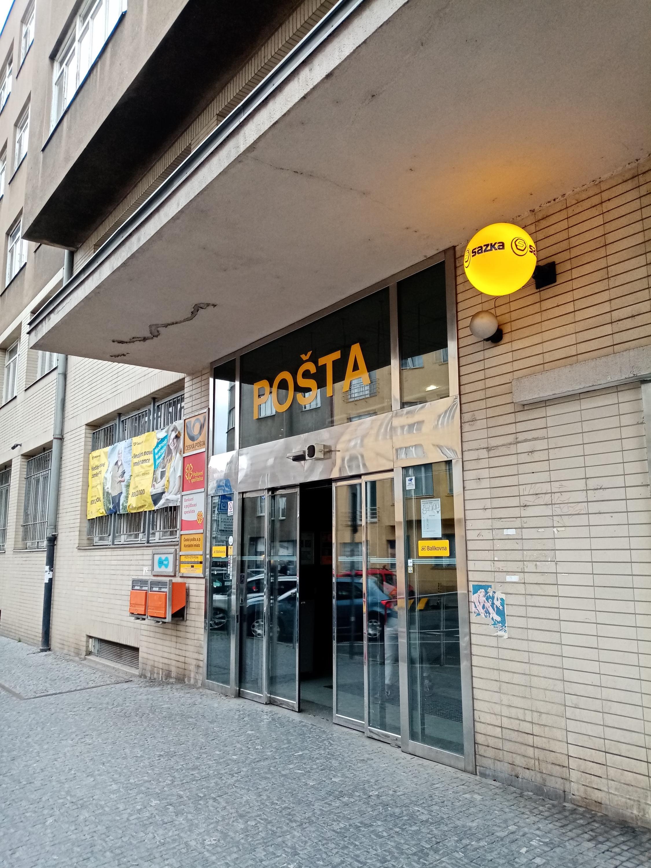 Pošta Praha 6 foto 5